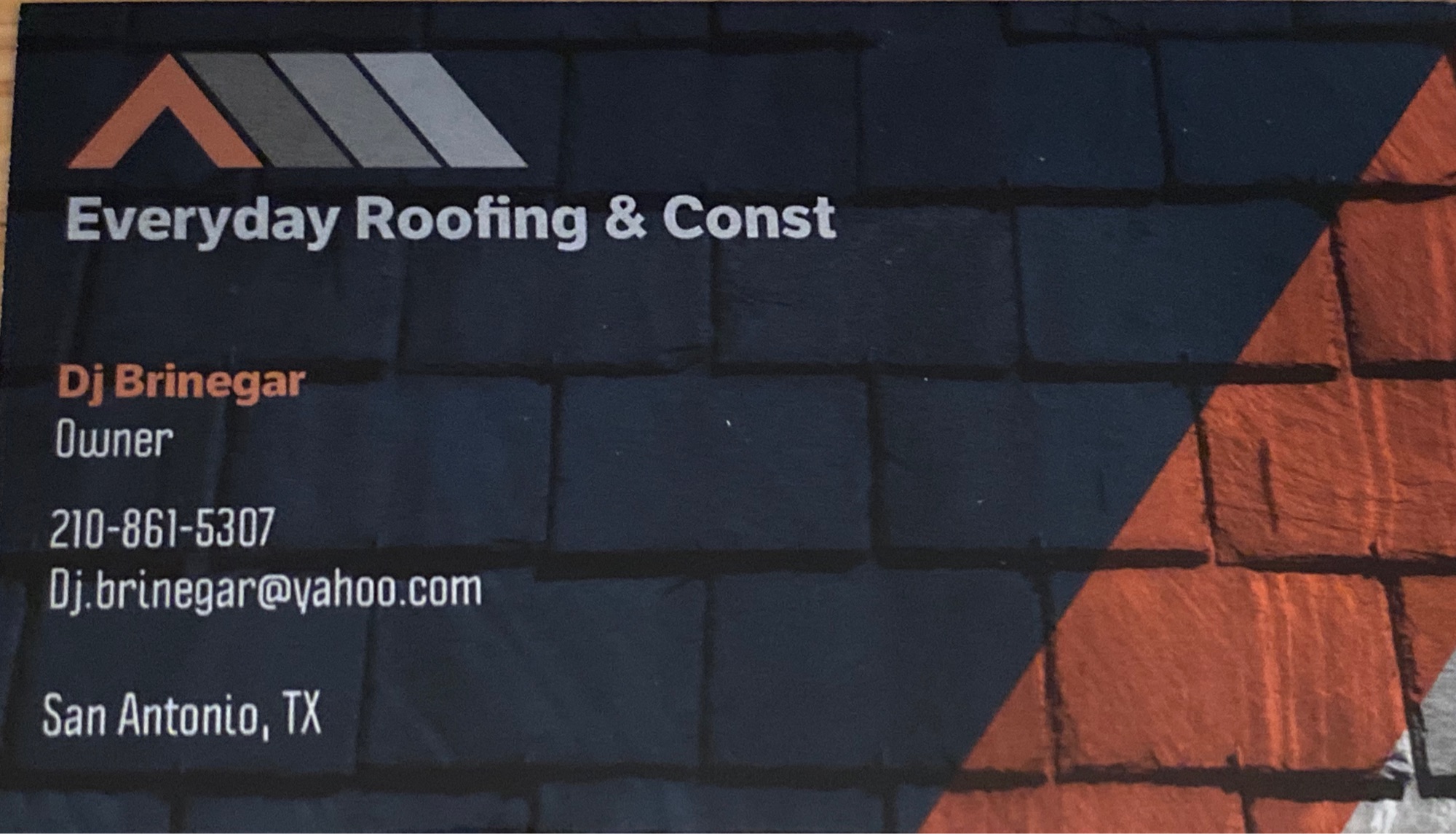 Everyday Roofing & Construction Logo