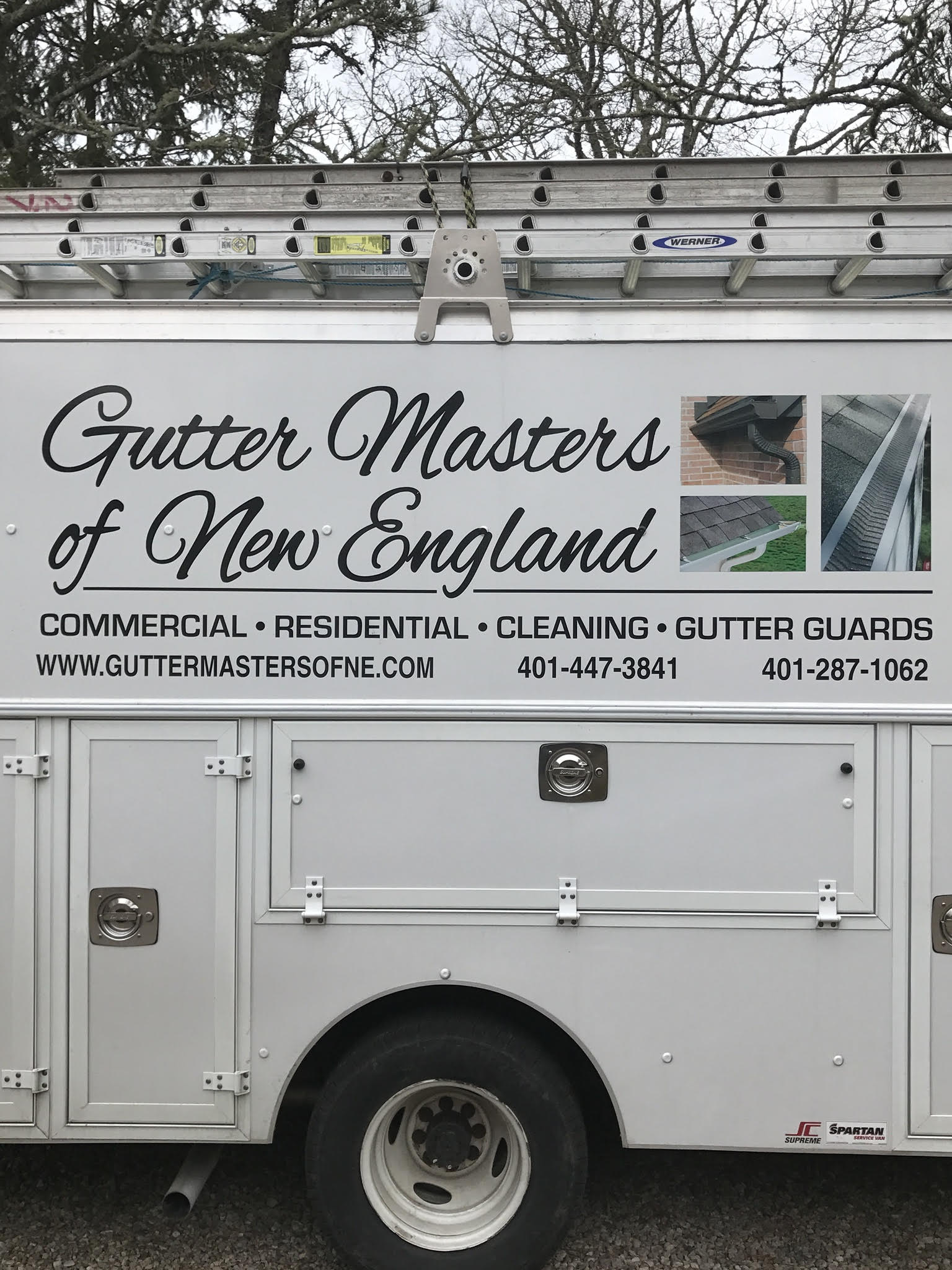 Gutter Masters of New England LLC Logo