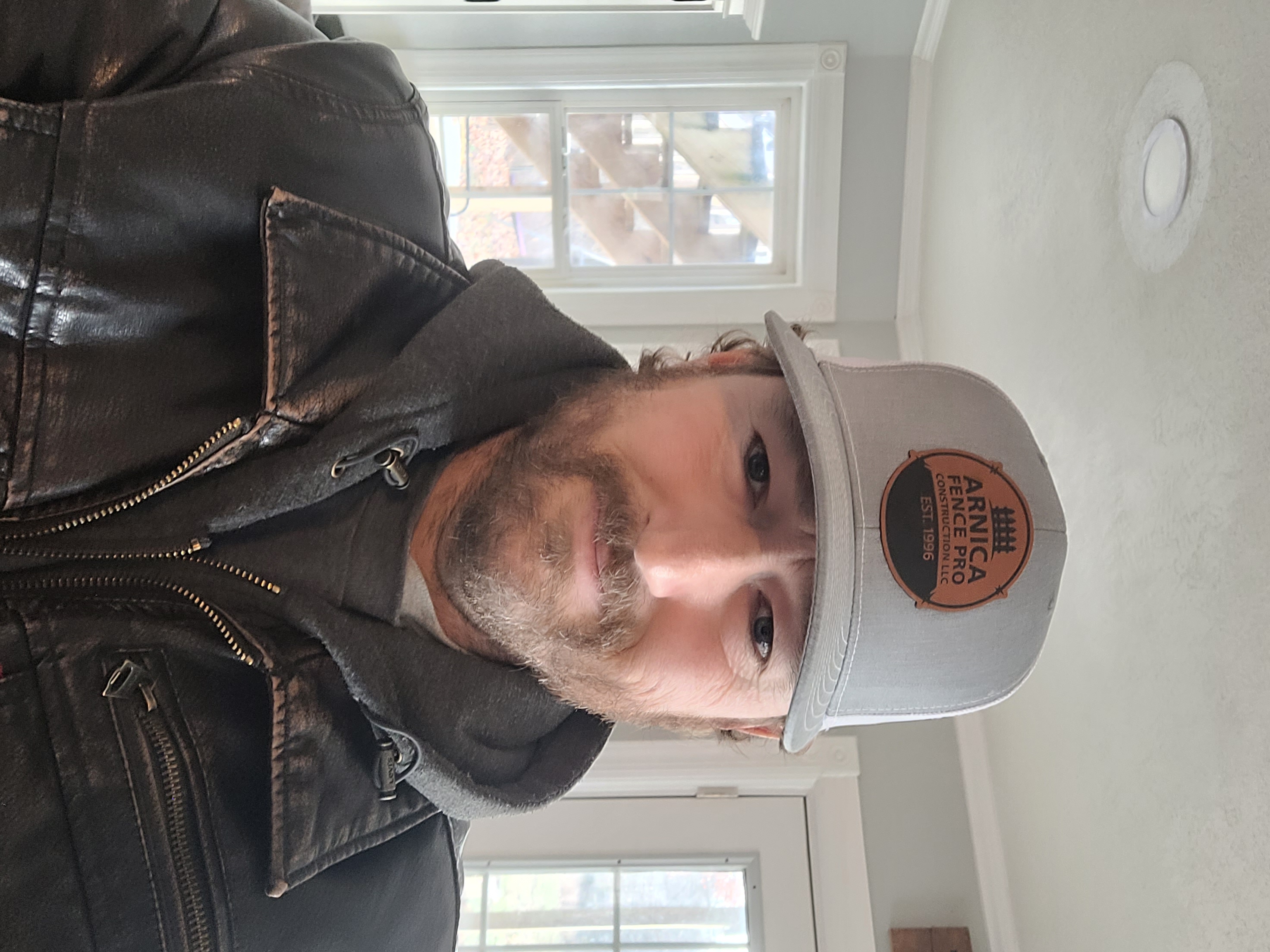 Arnica Pro Construction Logo