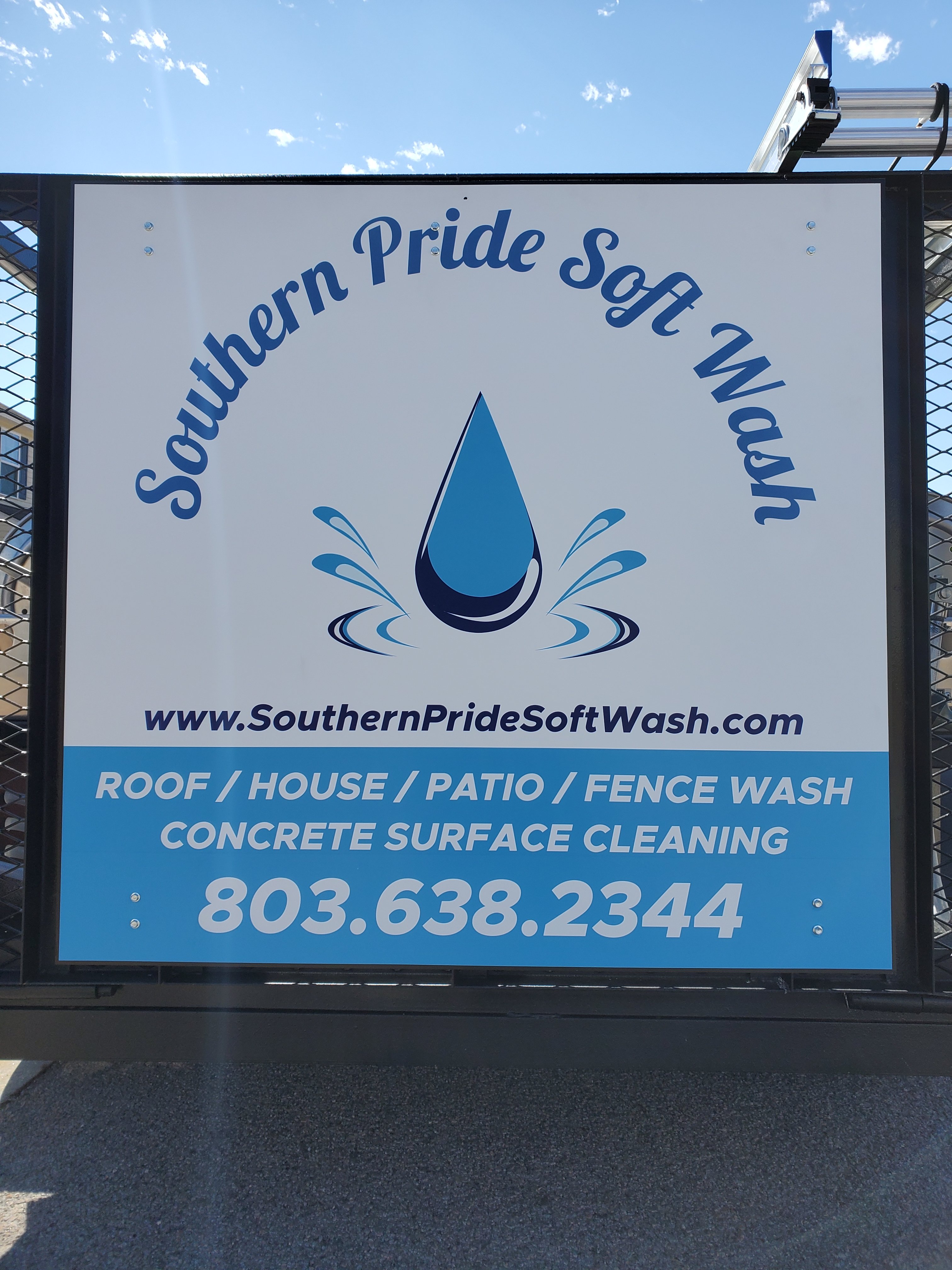 Southern Pride Softwash, LLC Logo