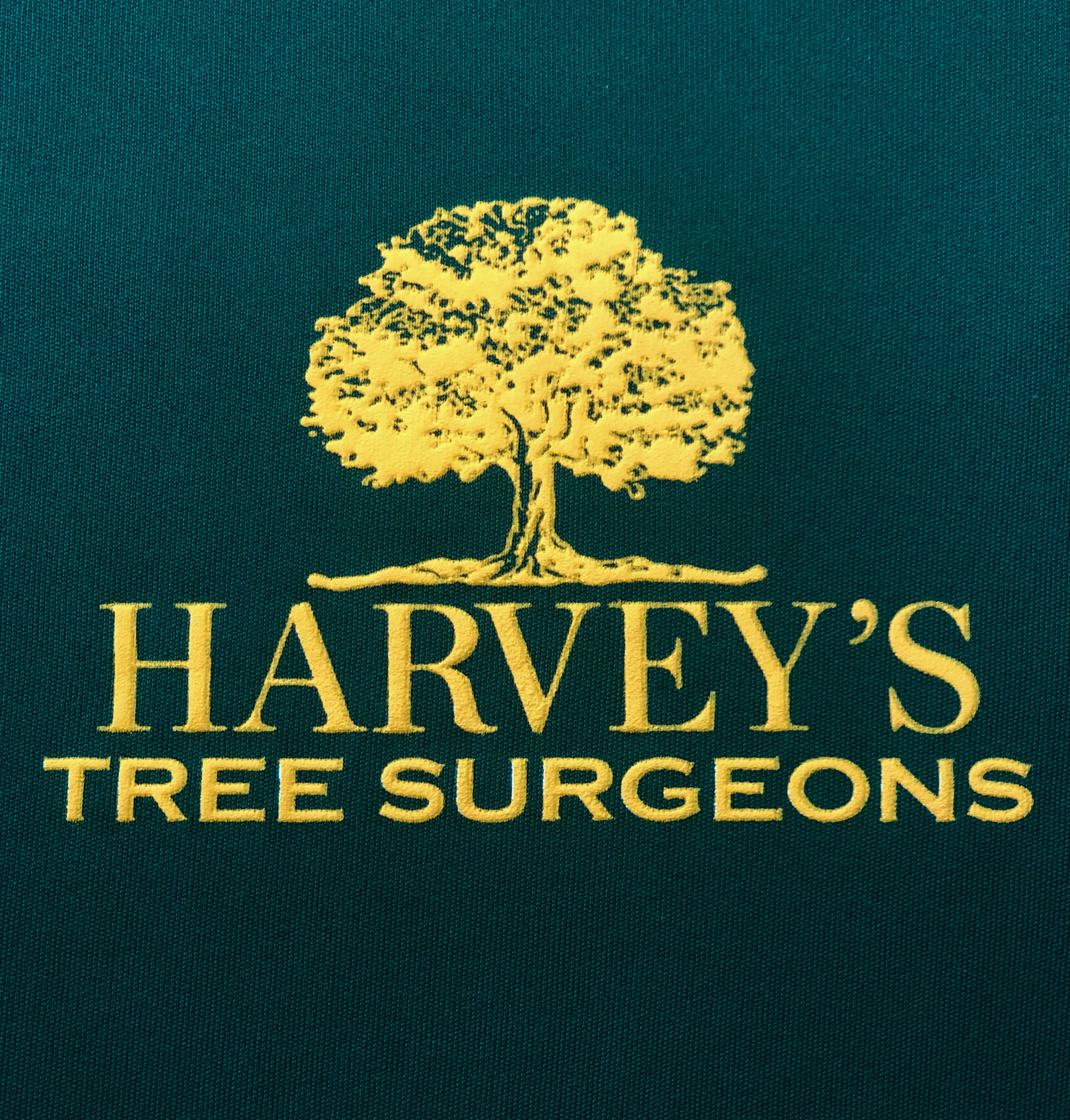 Harveys Tree Surgeons Logo