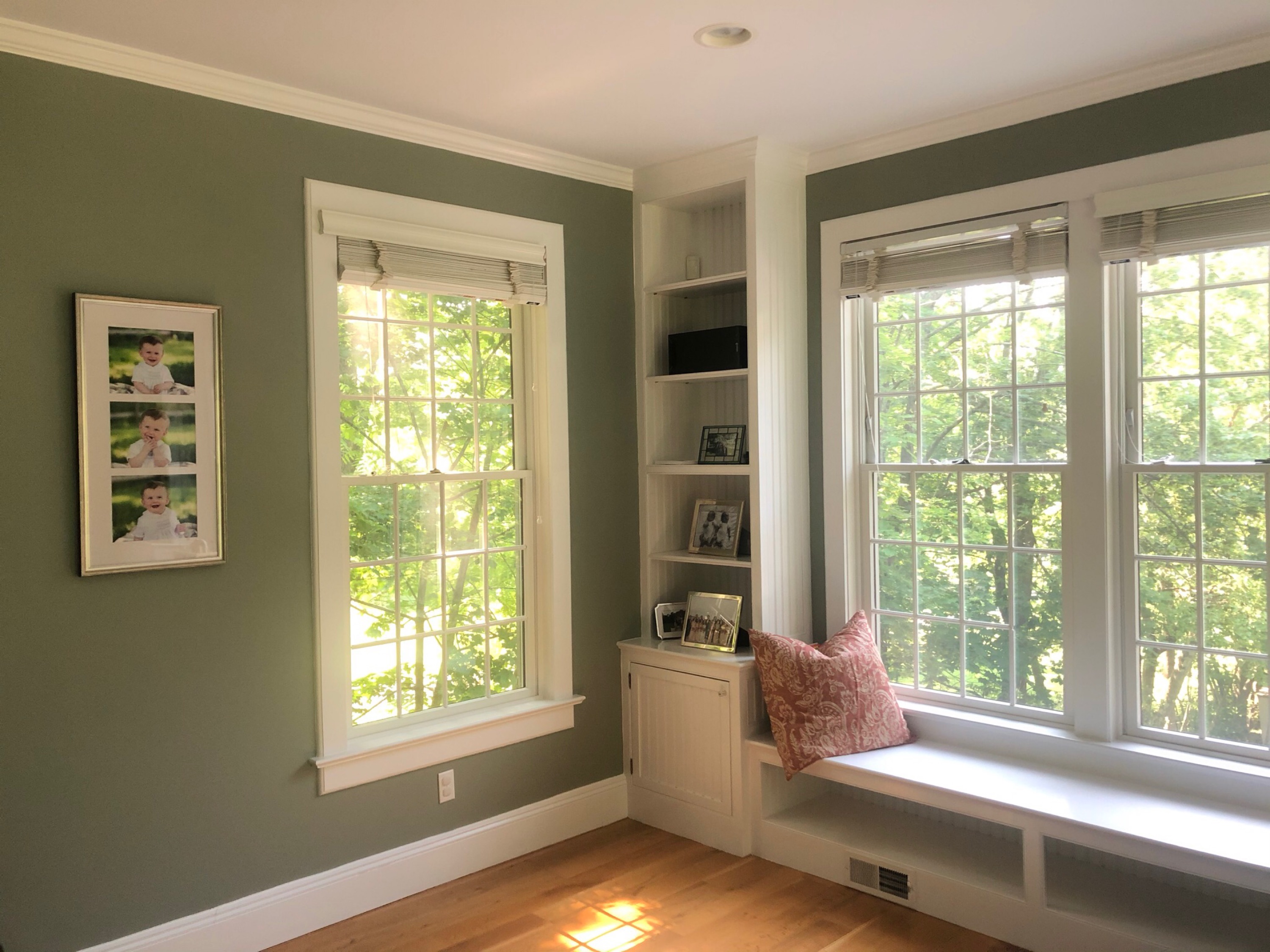 Greenhaus Painting LLC Logo