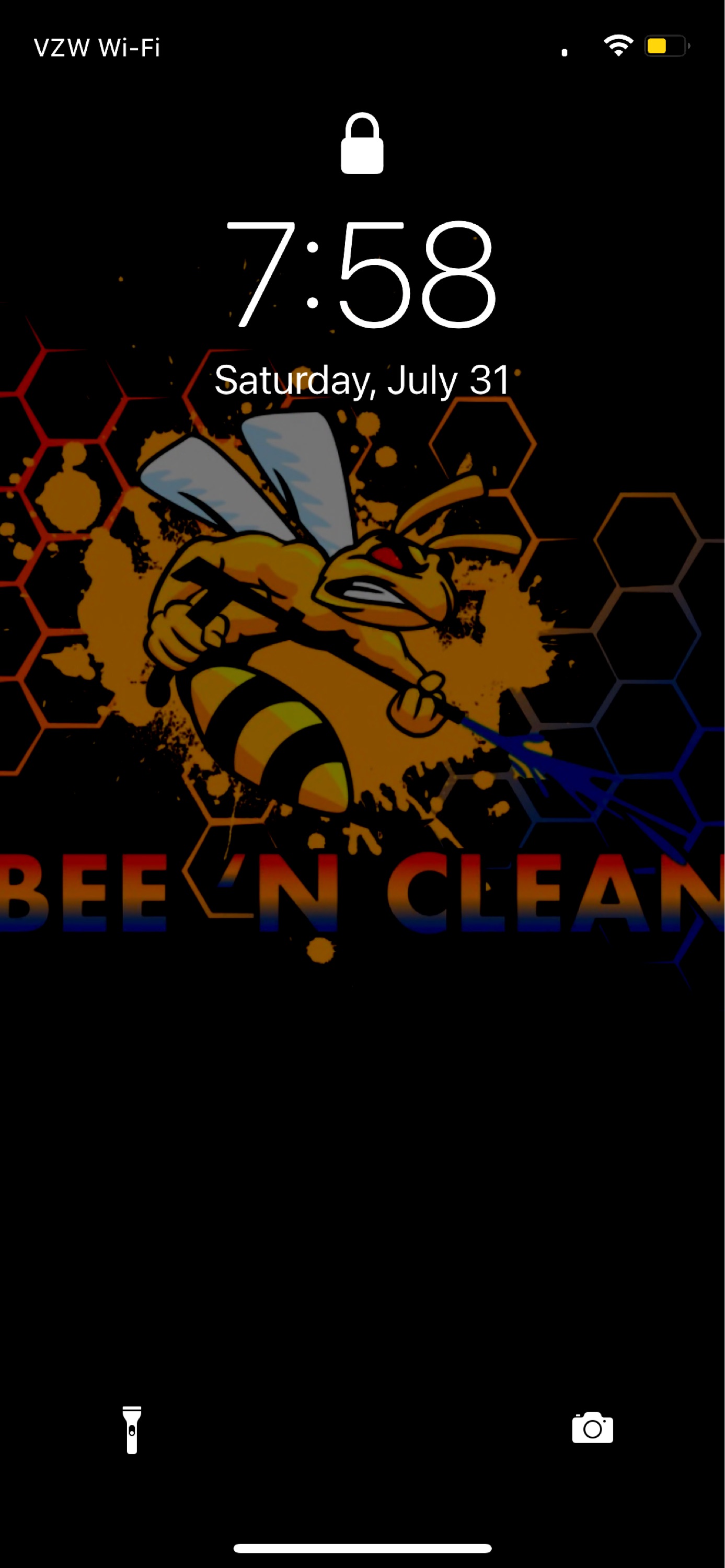 Bee 'N Clean Power Washing Logo