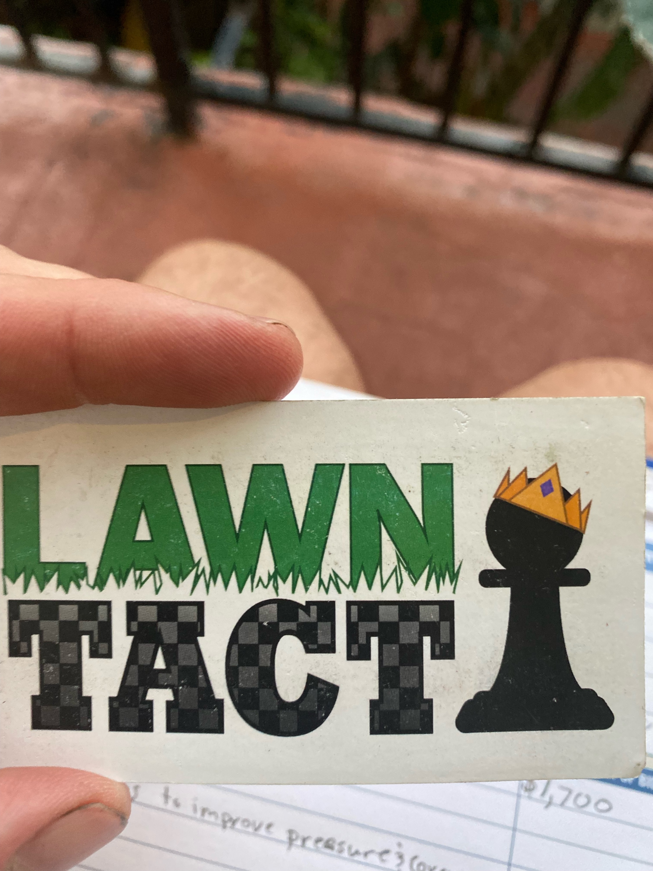 Lawn Tact Logo