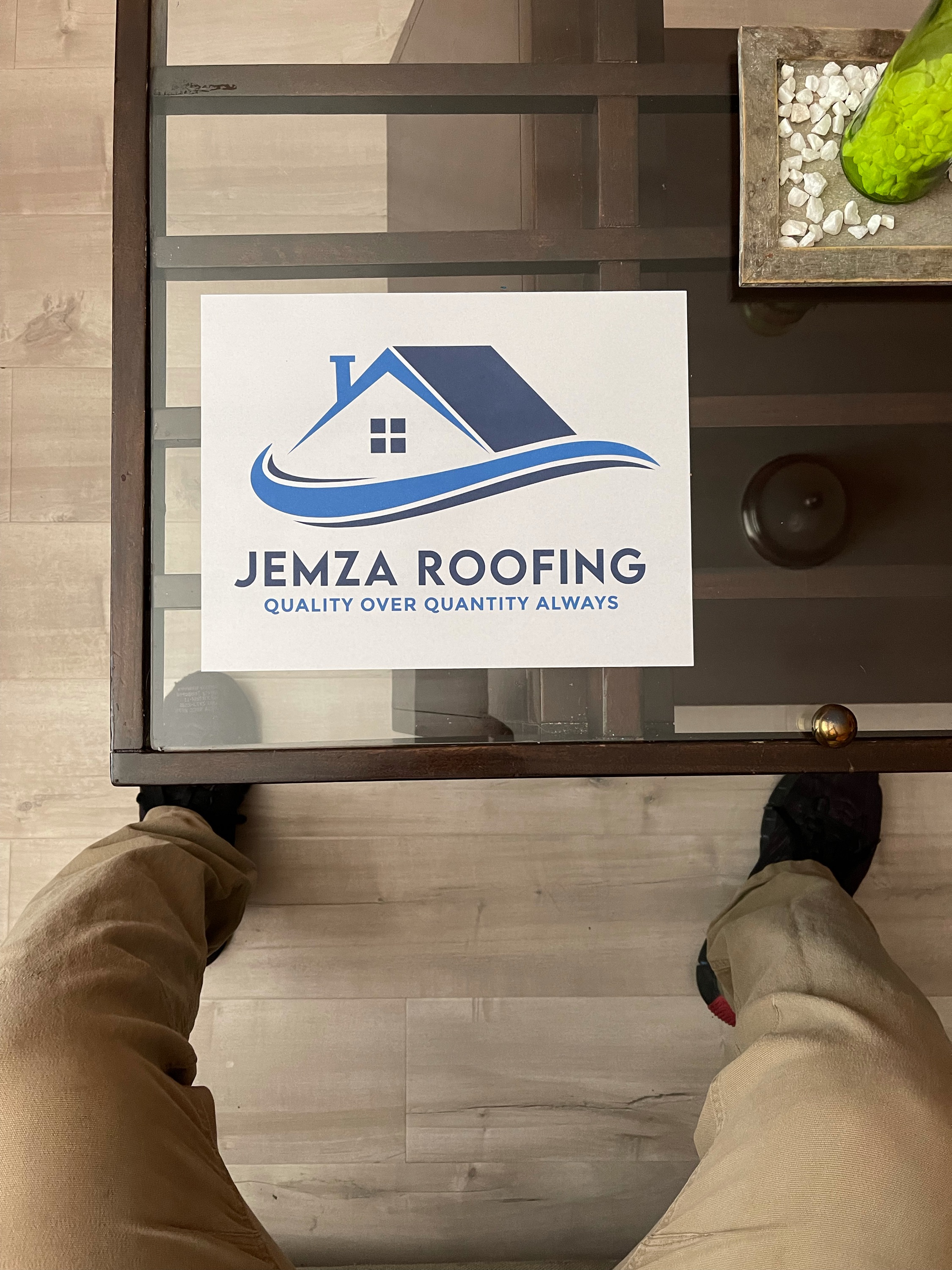 Jemza Roofing, LLC Logo