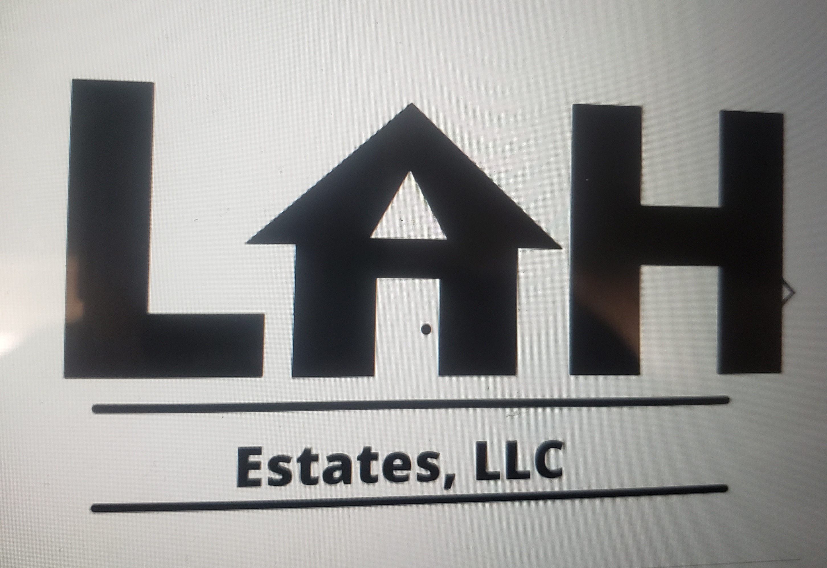 LAH Estates, LLC Logo