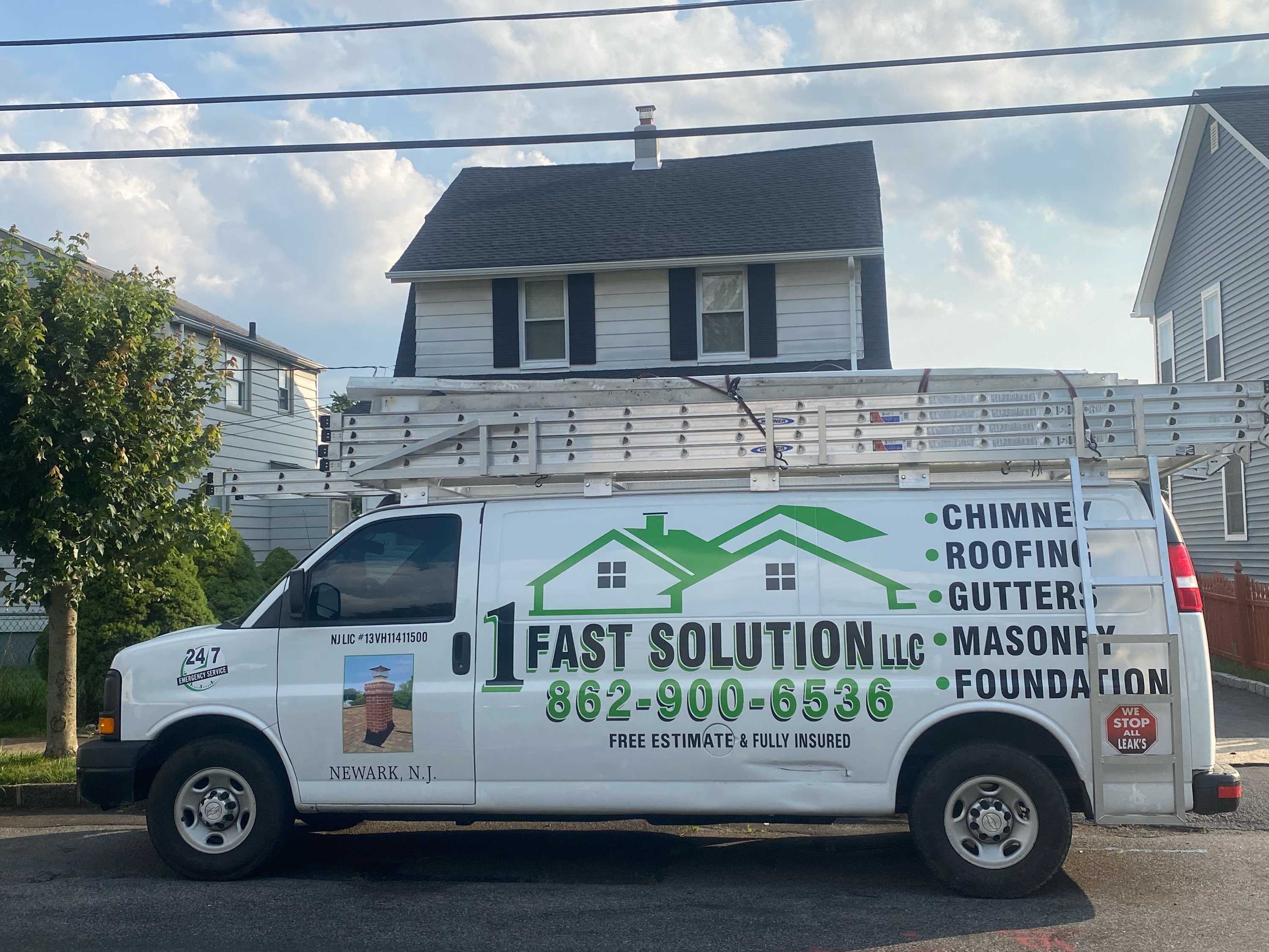 1 Fast Solution, LLC Logo