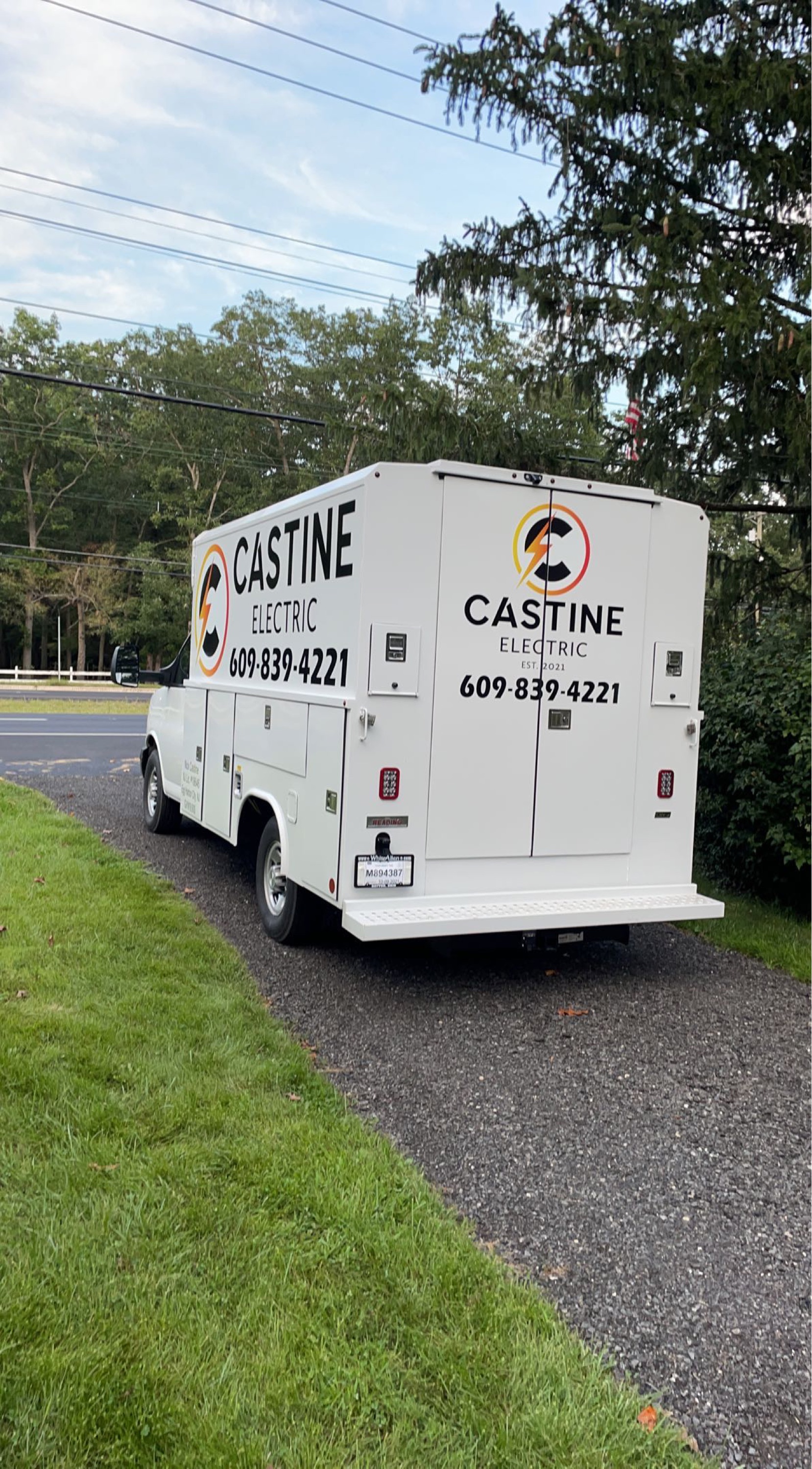 Castine Electric, LLC Logo