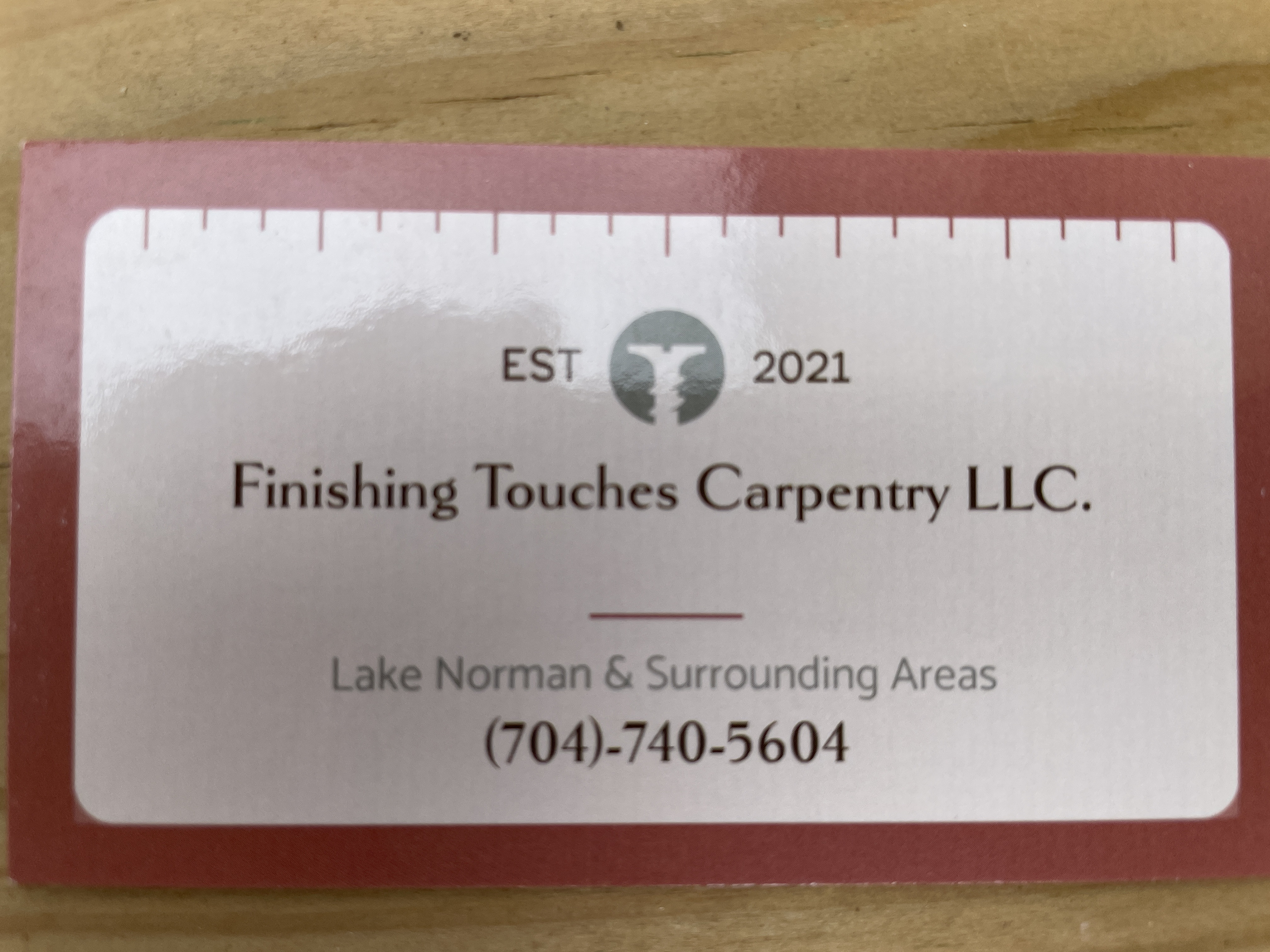 Finishing Touches Carpentry, LLC Logo