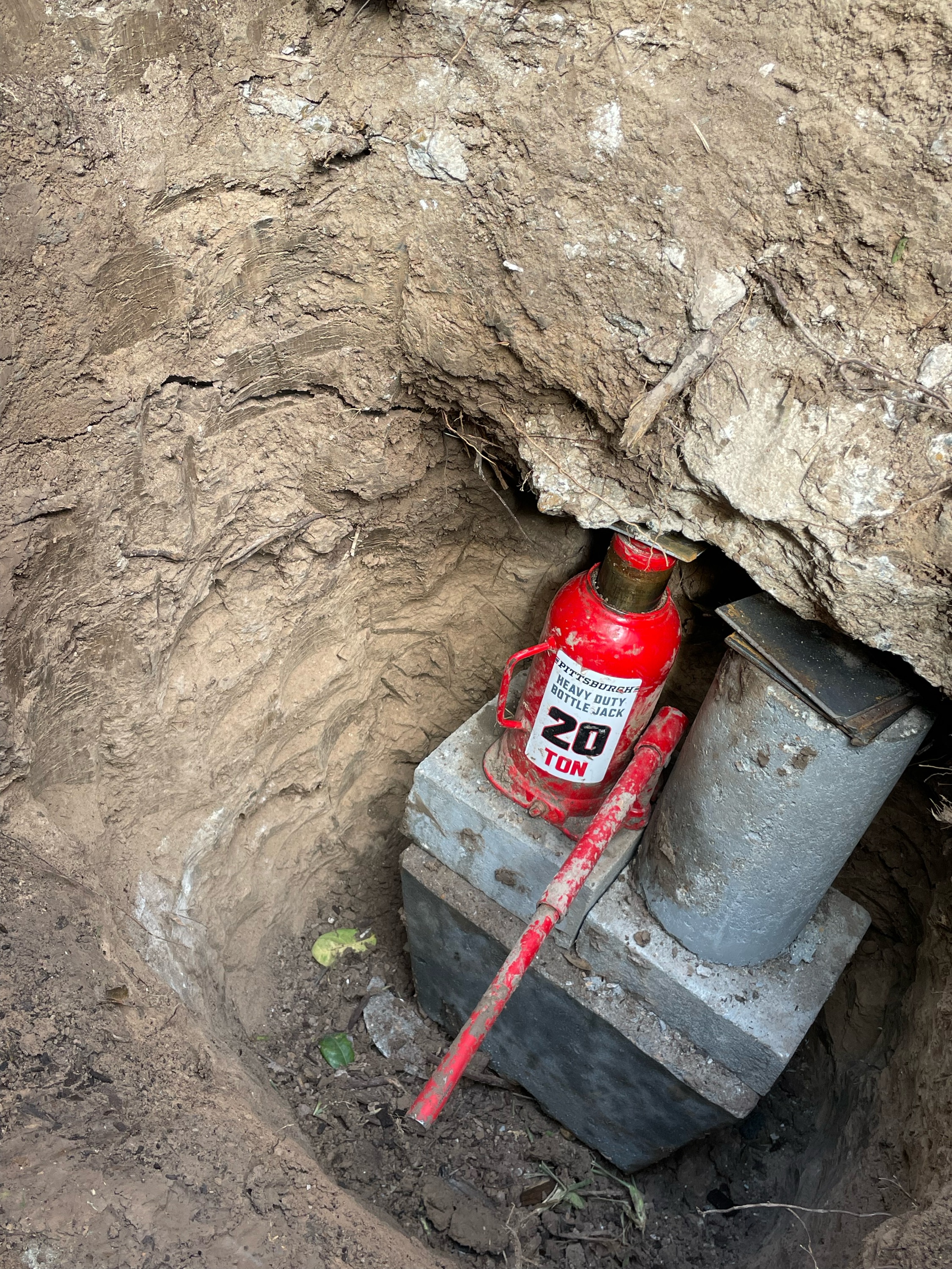 Varsity Foundation Repair & Concrete Logo