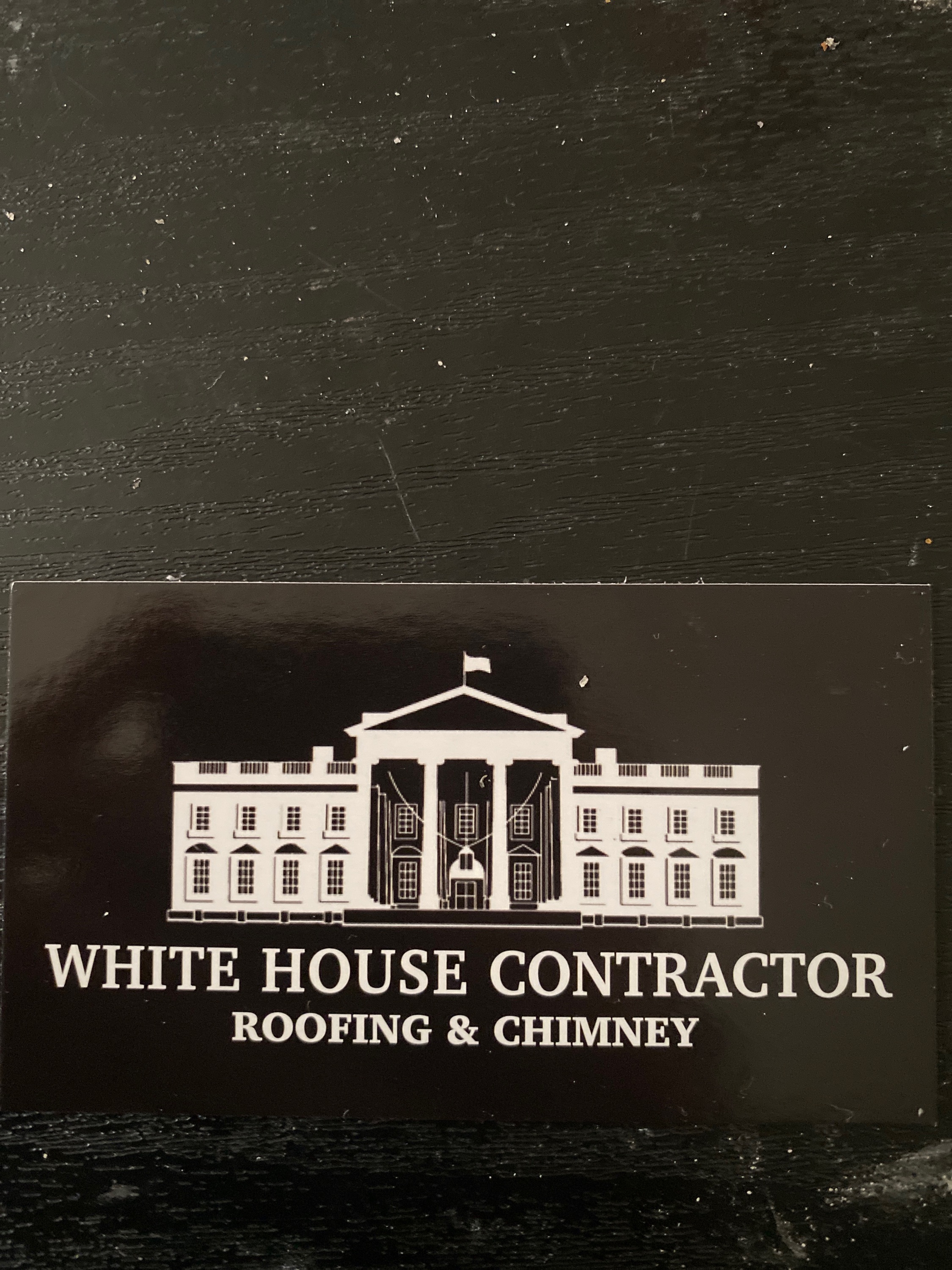 White House Contractor, LLC Logo