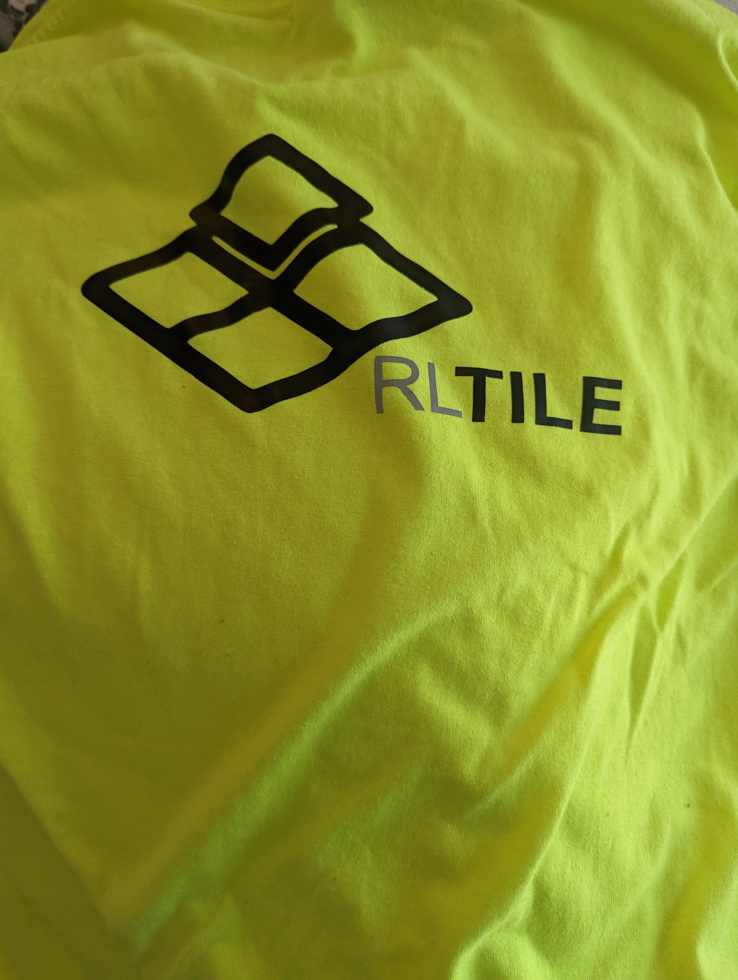 R L Tile Logo