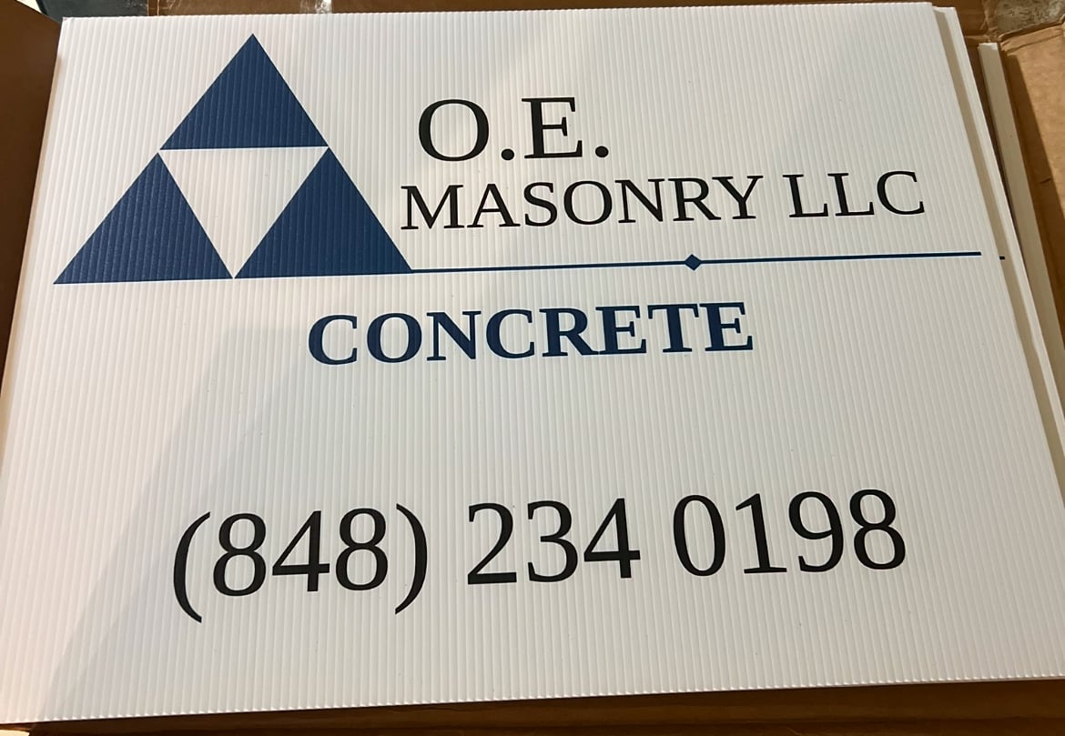 OE Masonry LLC Logo