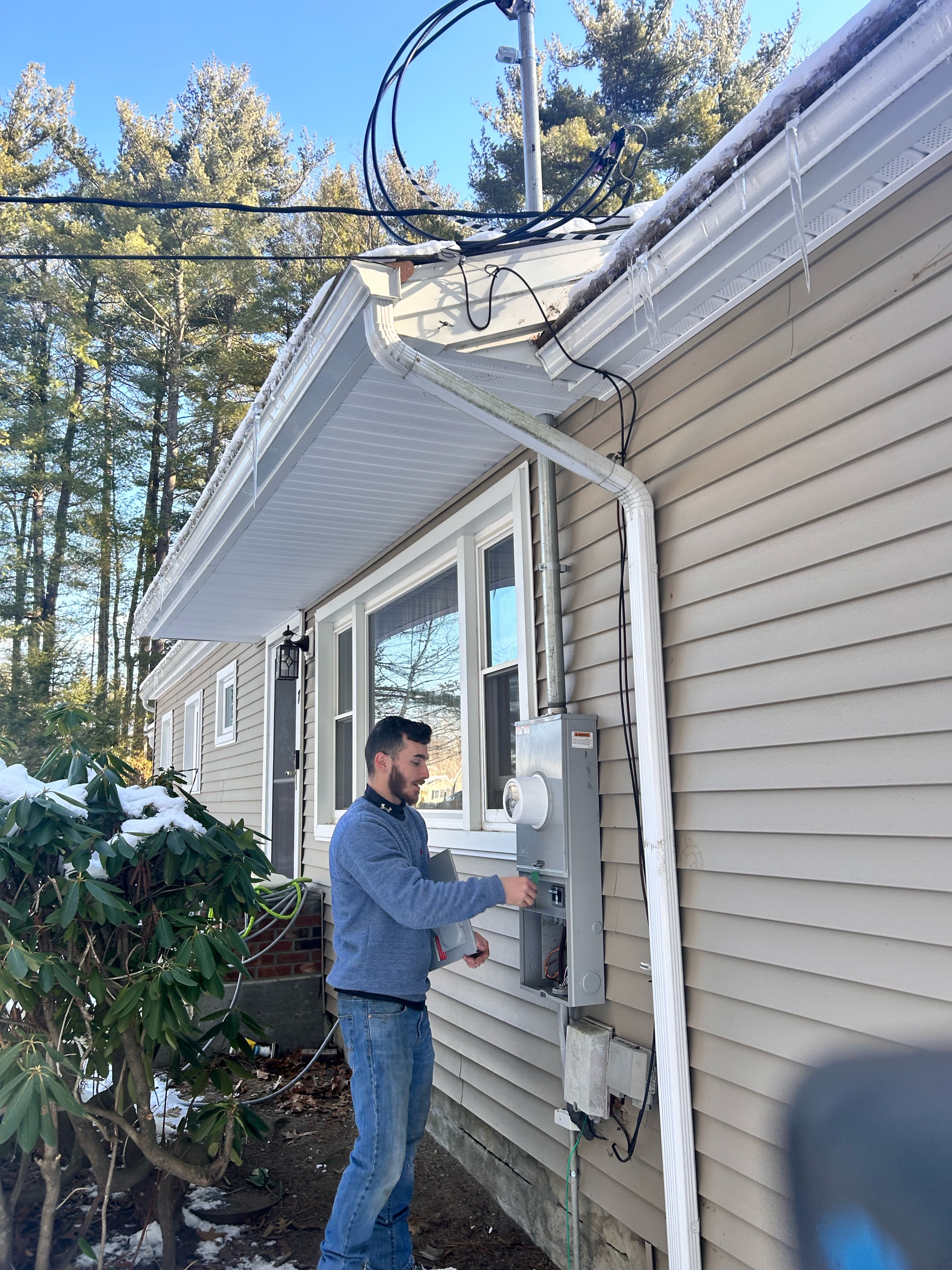 Szczur Lawn Services, LLC Logo