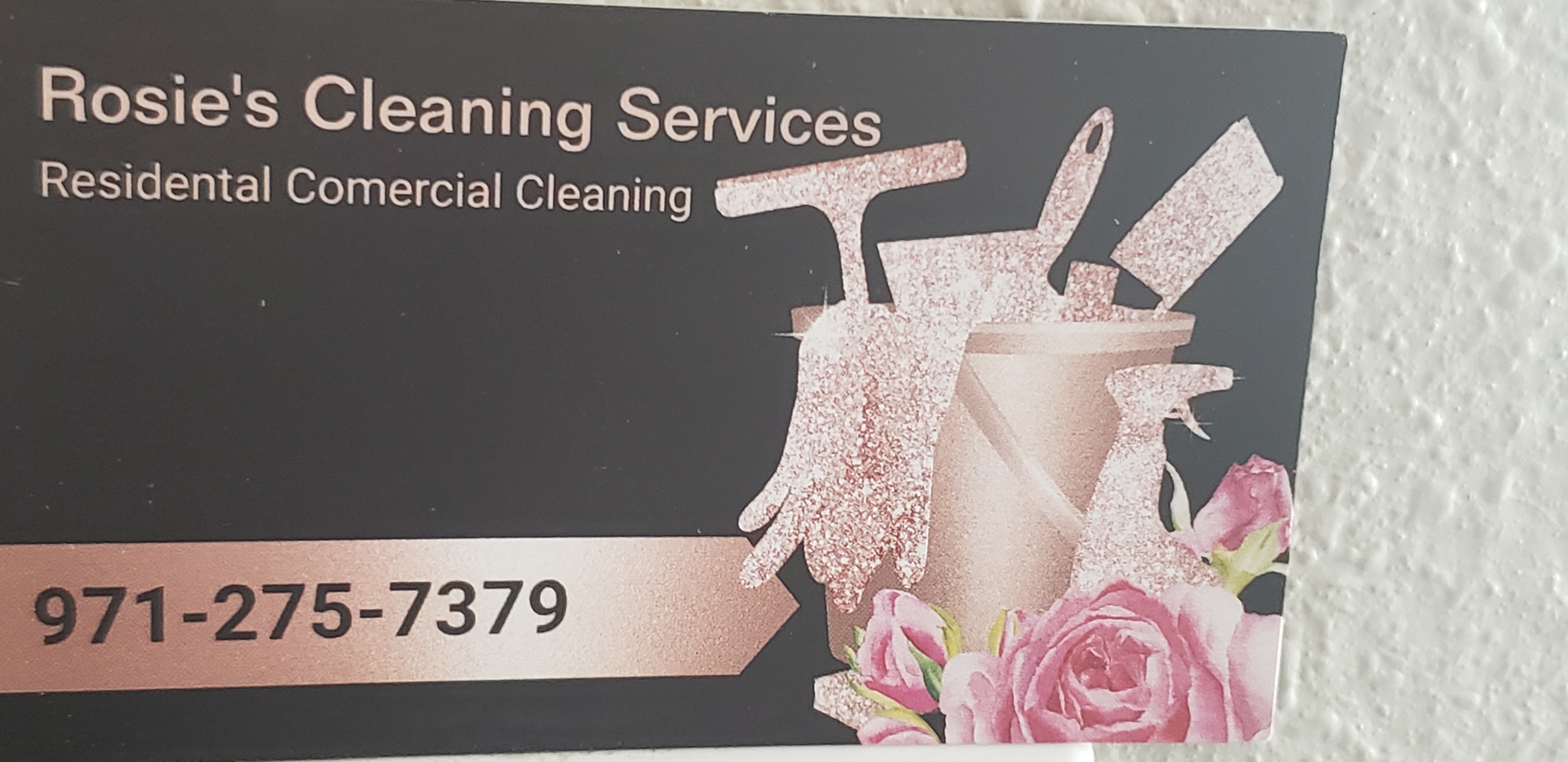 Roses Cleaning Services Logo
