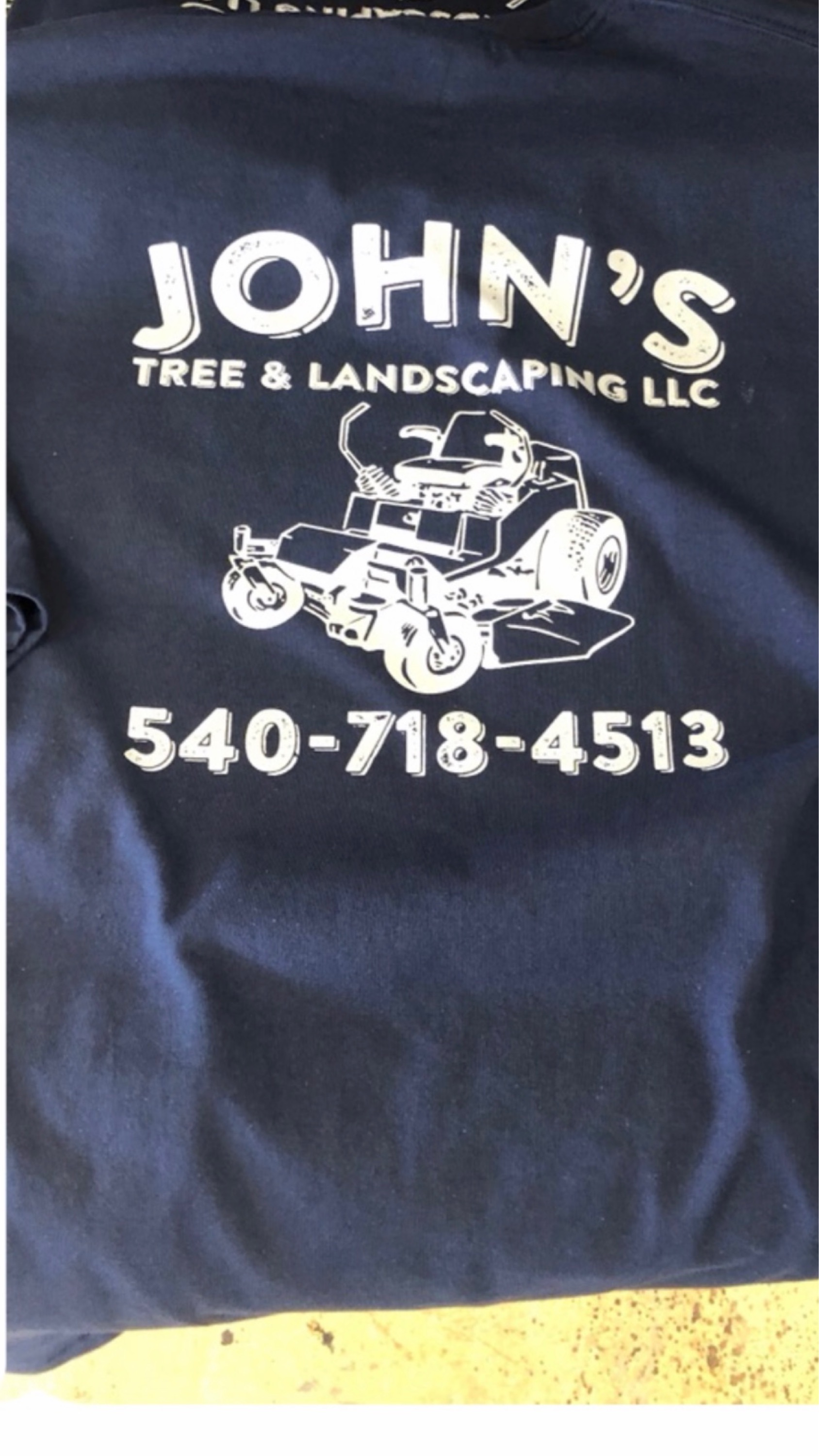 John's Tree and Landscaping Logo