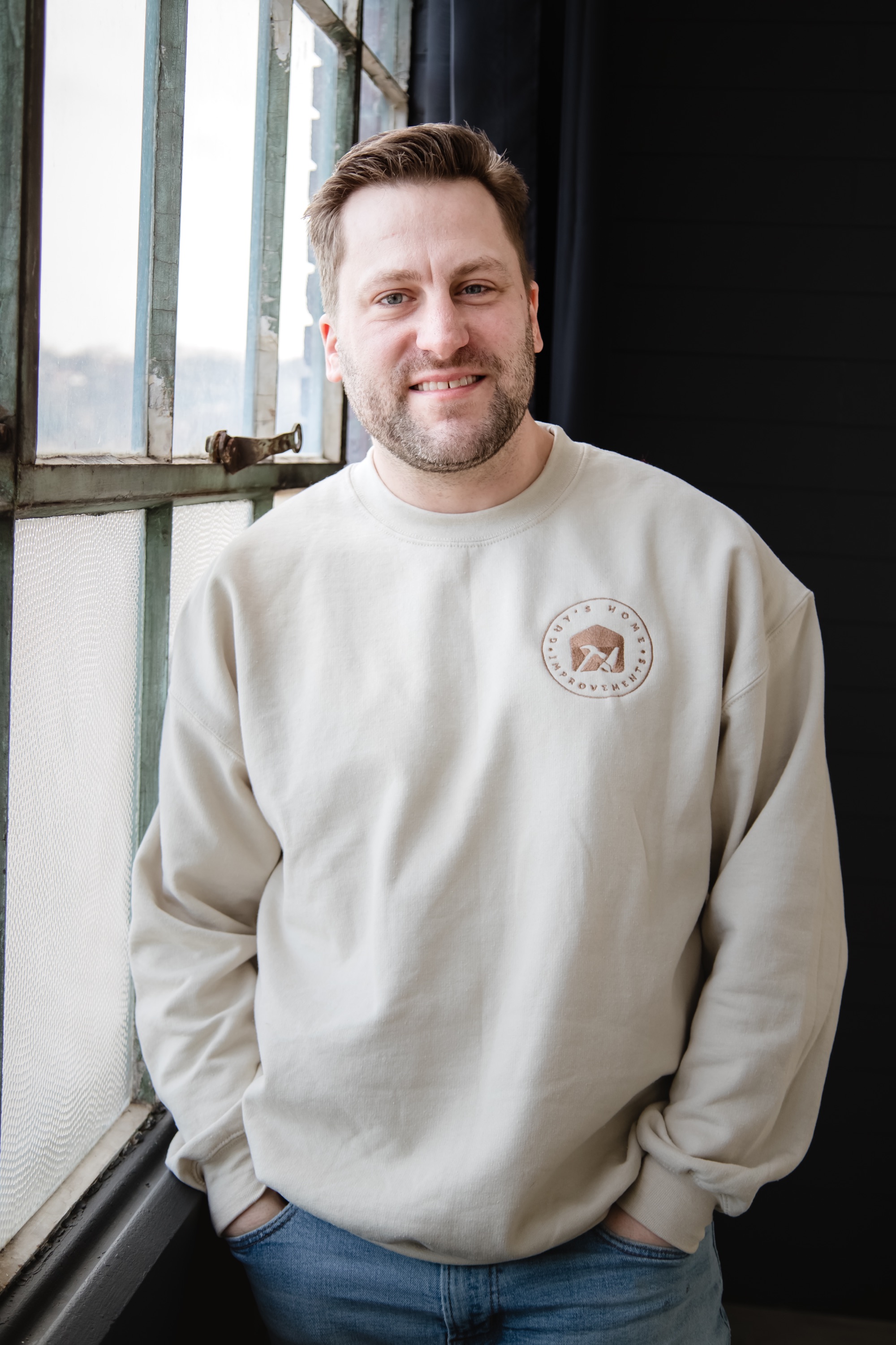 Guy's Home Improvements Logo