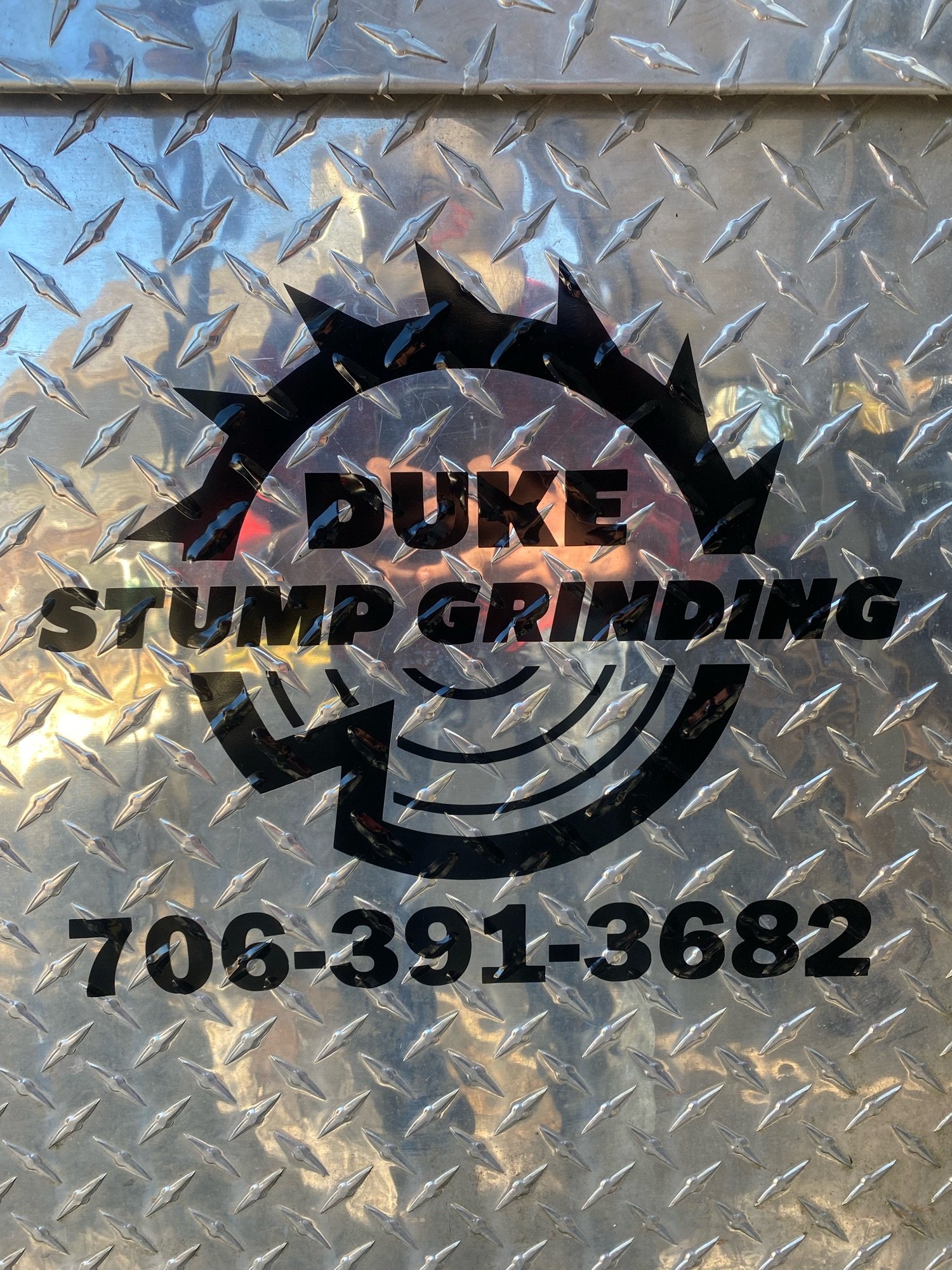 Duke Stump Grinding Logo