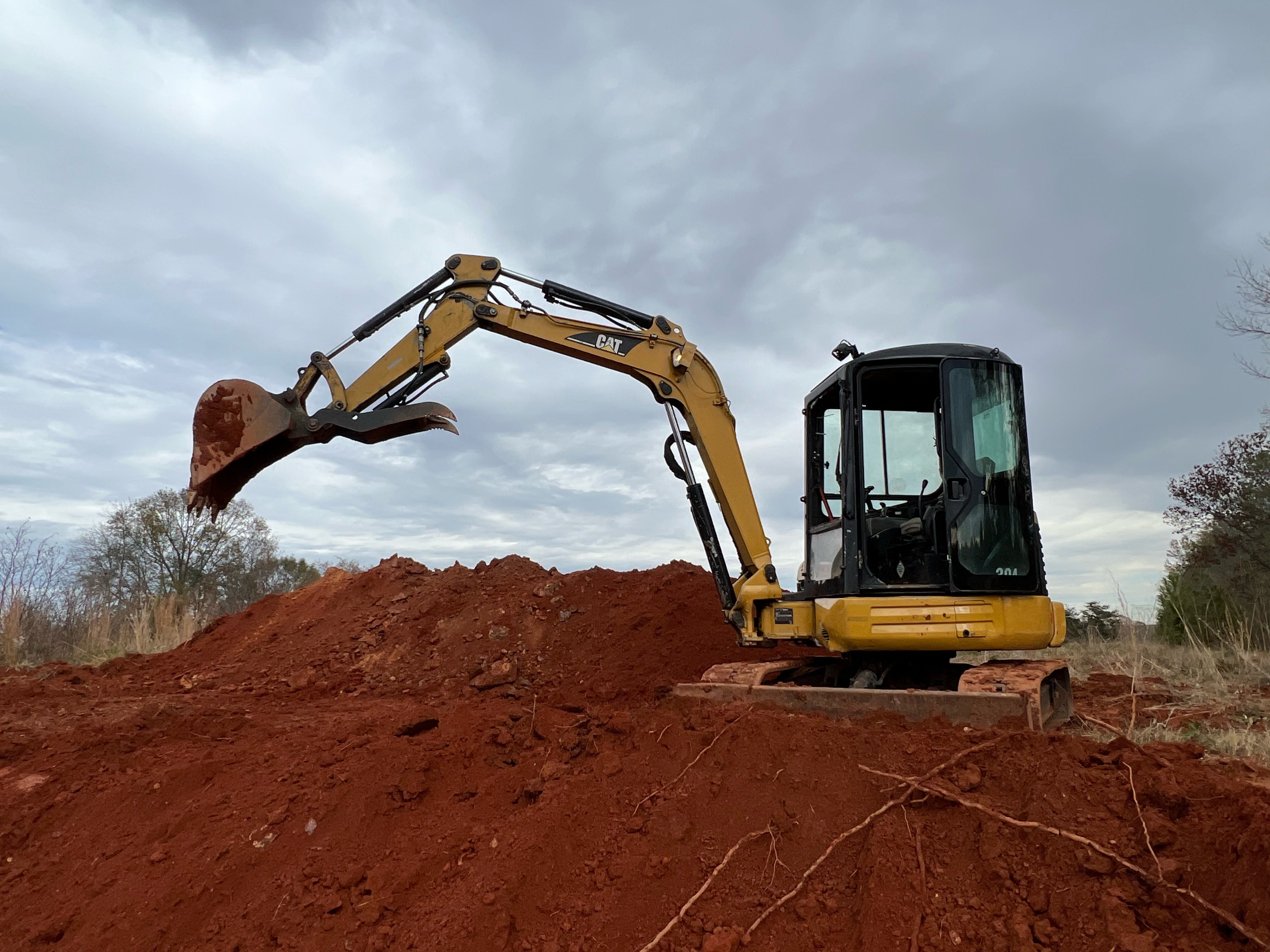 Carolina Excavations, LLC Logo
