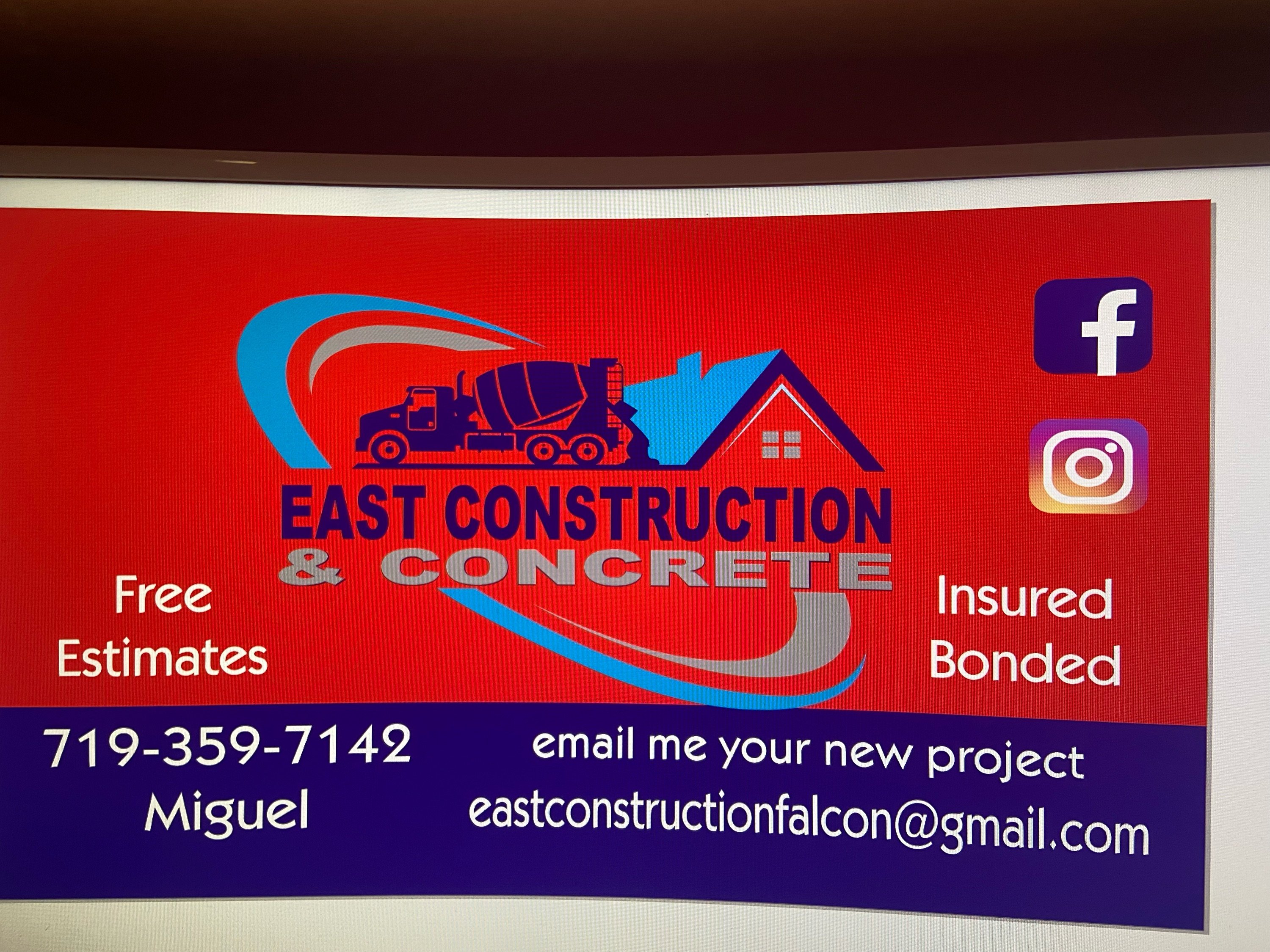 East Construction & Concrete Logo