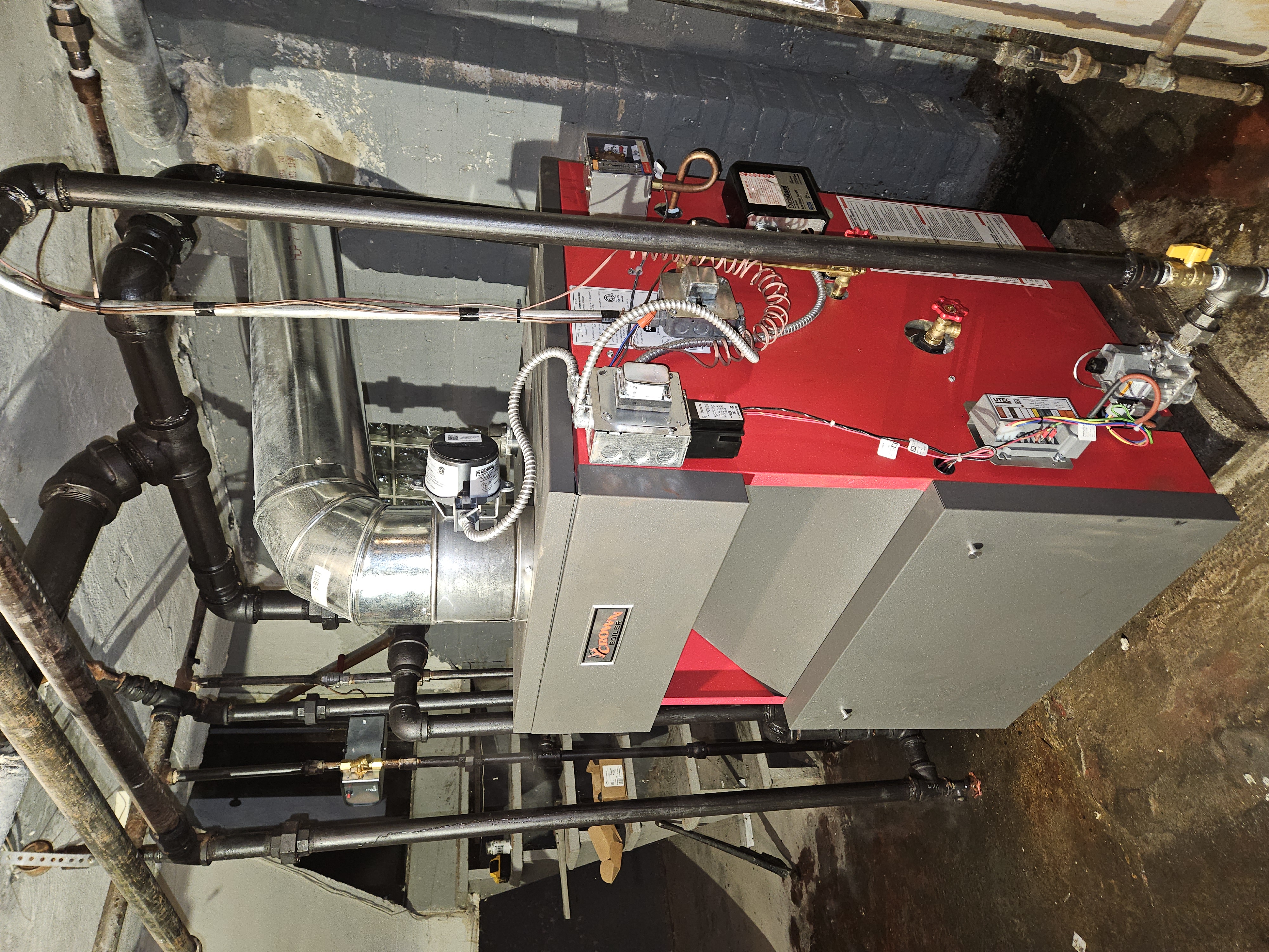 Mountain Top Heating, Air & Appliance Repair Logo