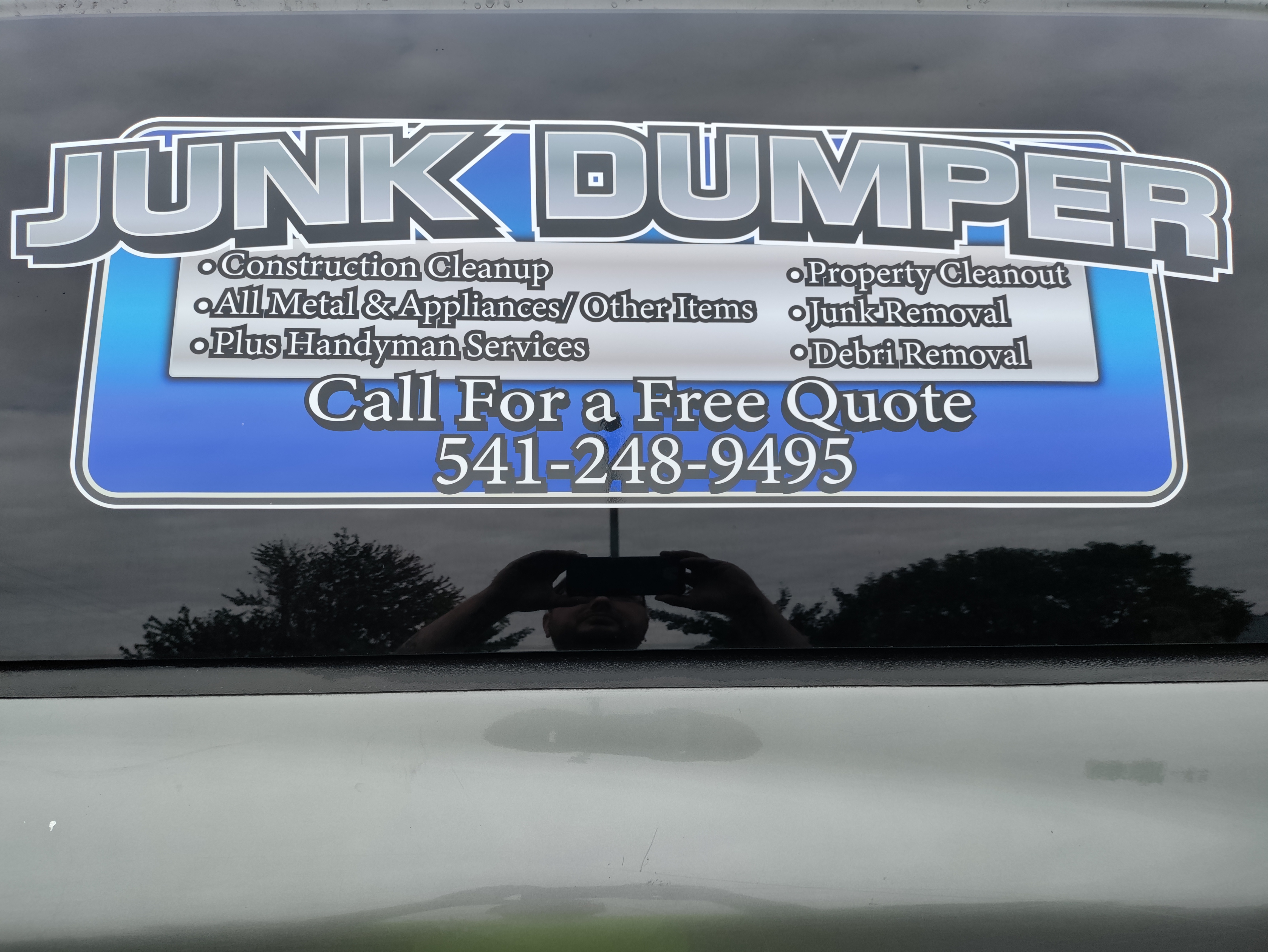 Junk Dump Logo