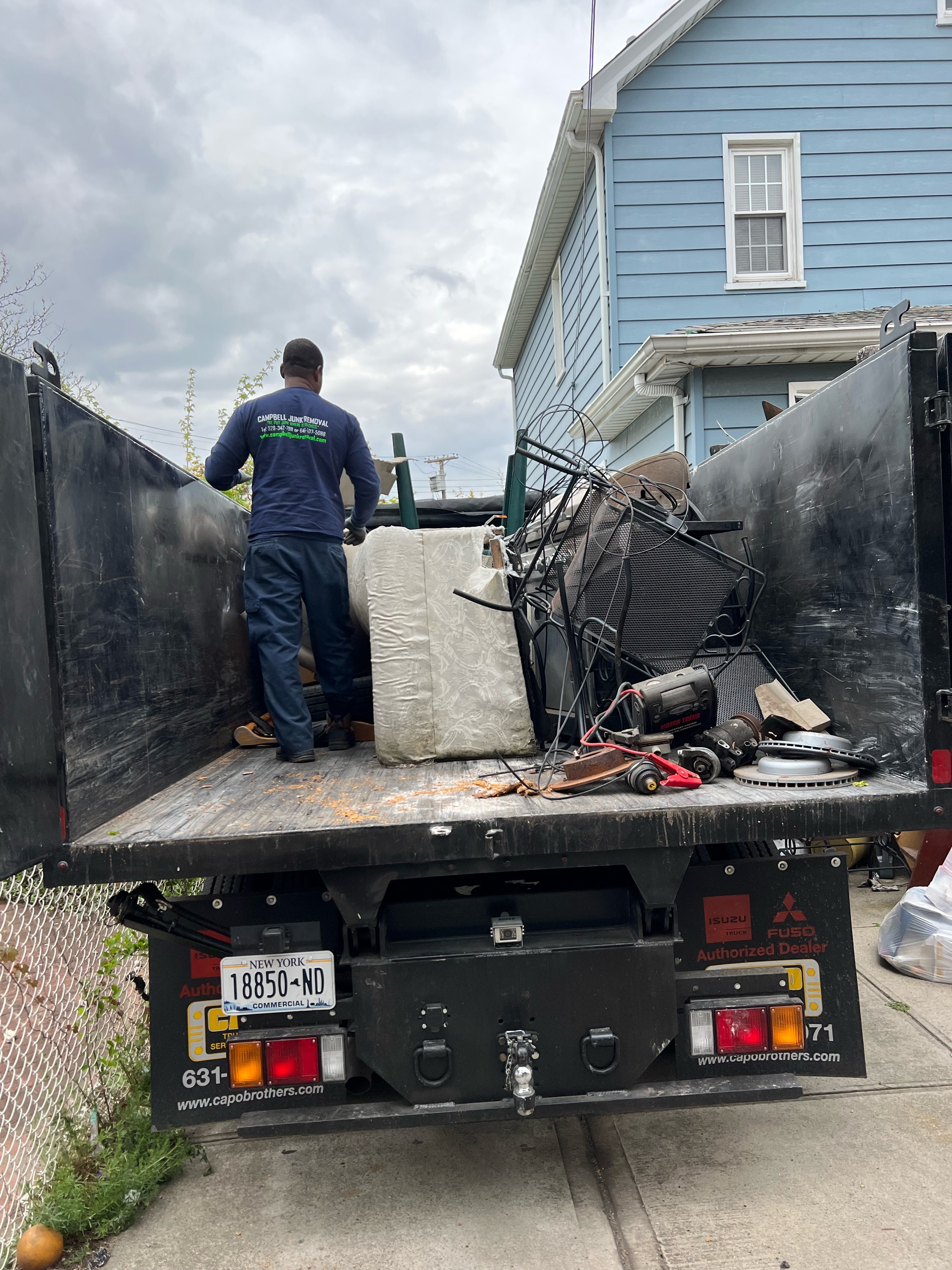 Campbell Junk Removal Logo