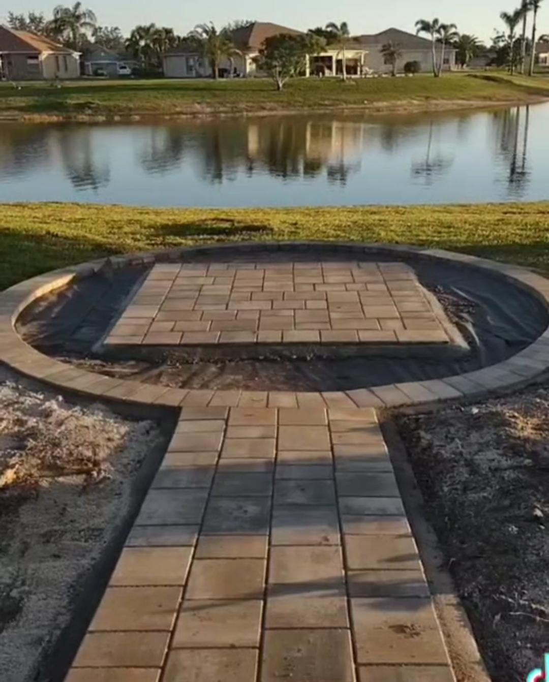 PRIMESERV PAVERS CORPORATION Logo