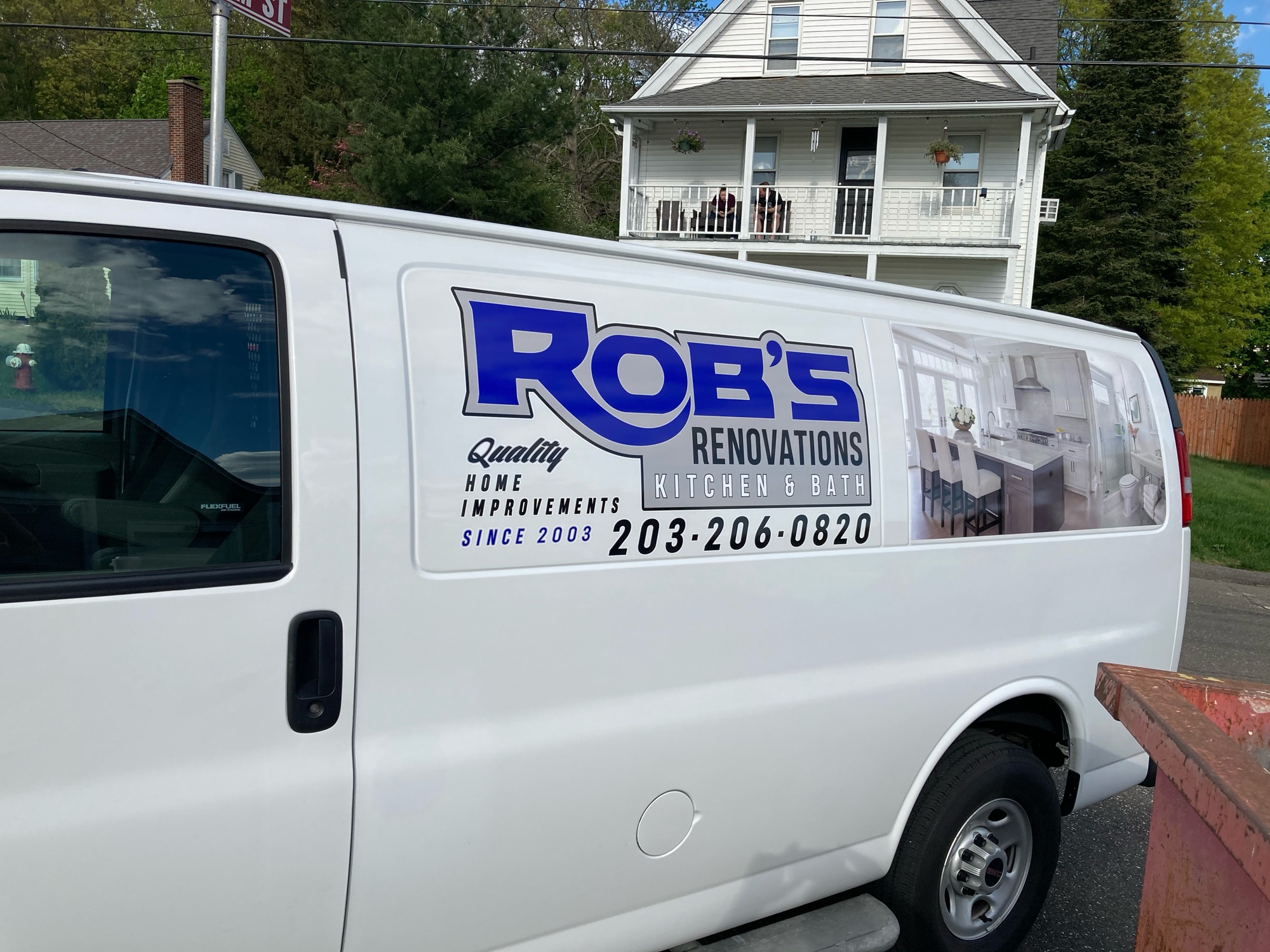 Rob's Renovations Logo