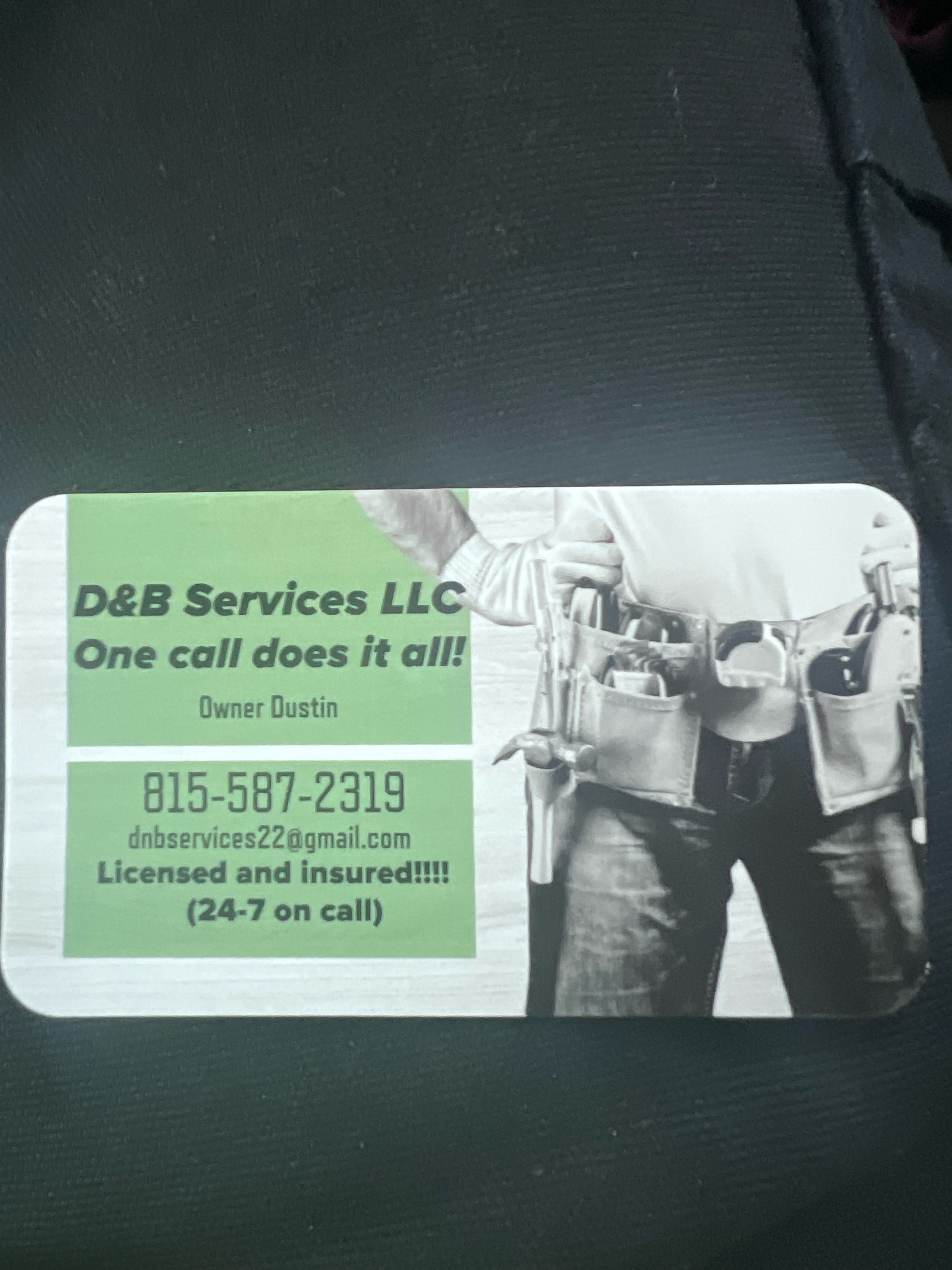 D & B Services Logo