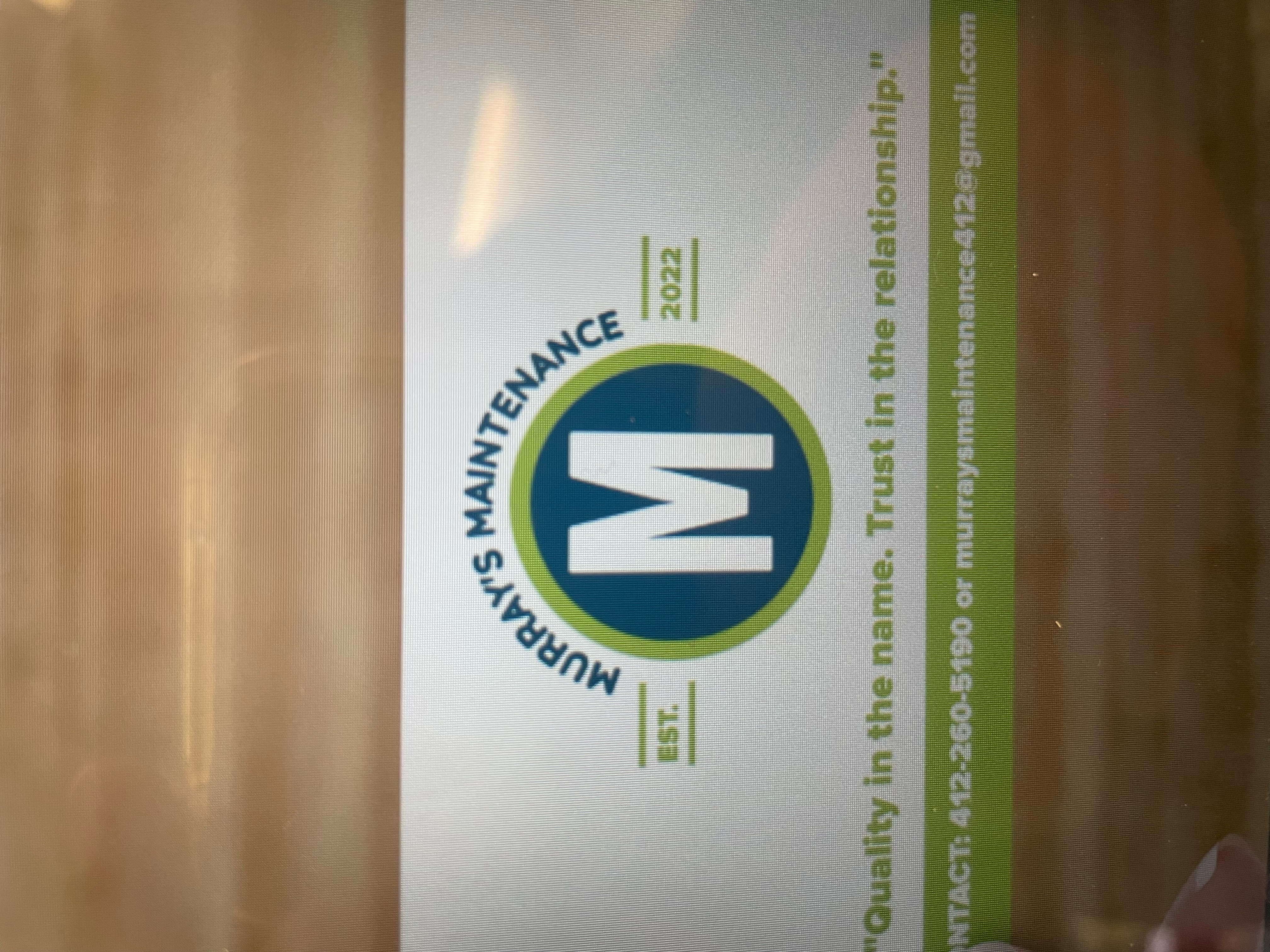 Murray's Maintenance & Landscaping Logo