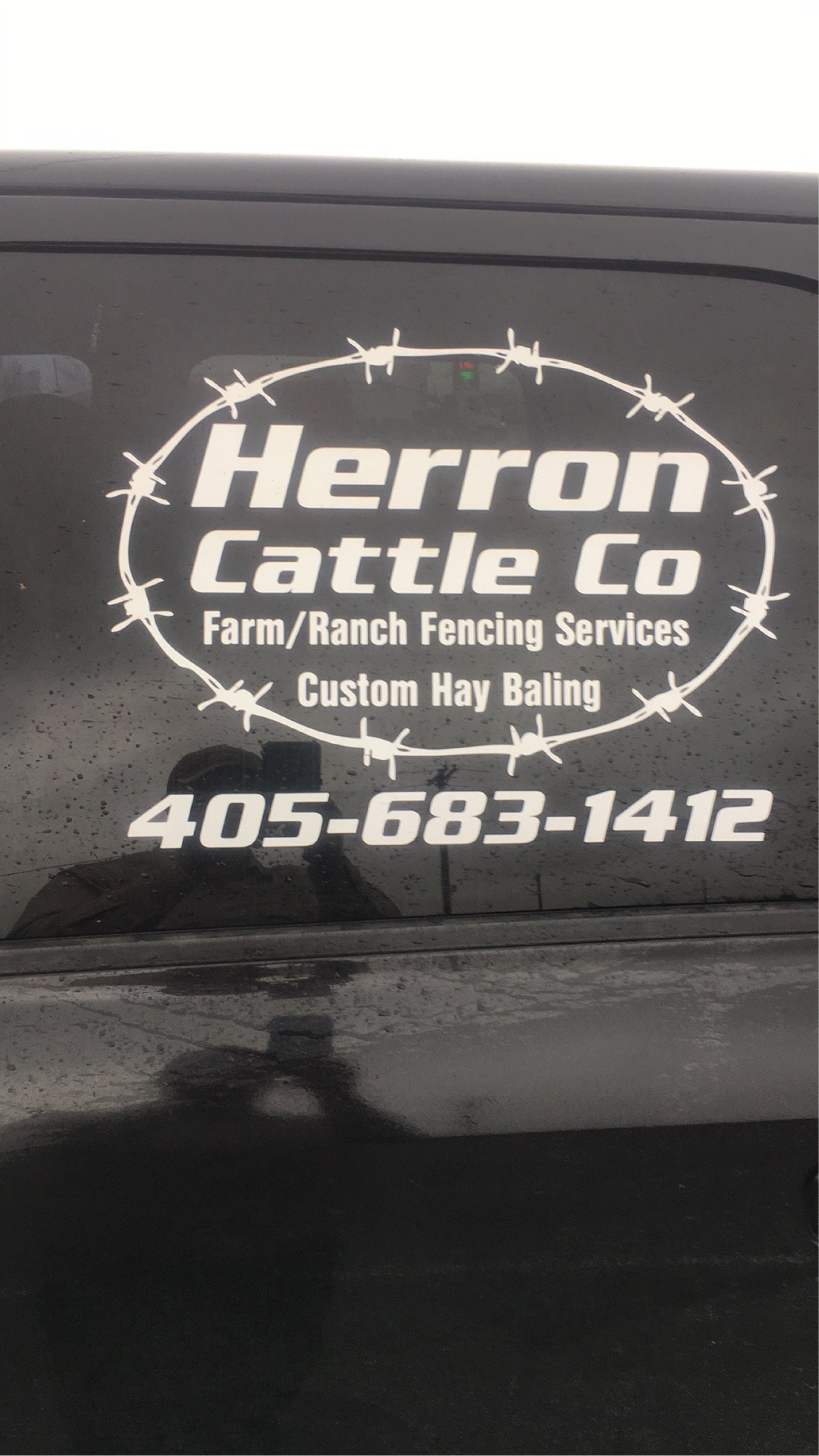 Herron Cattle Company Logo