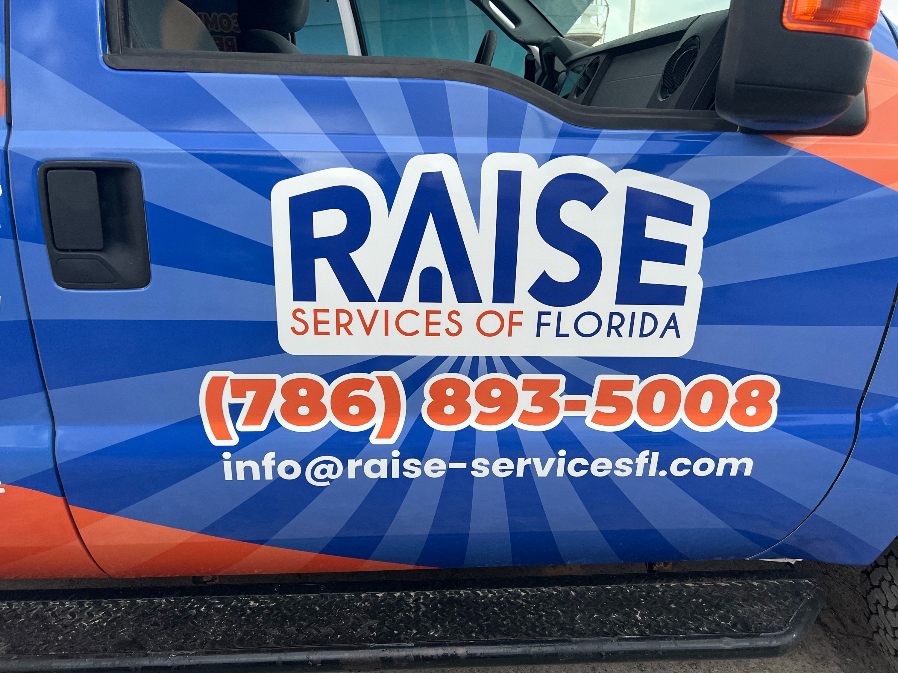 Raise Services Of Florida LLC Logo