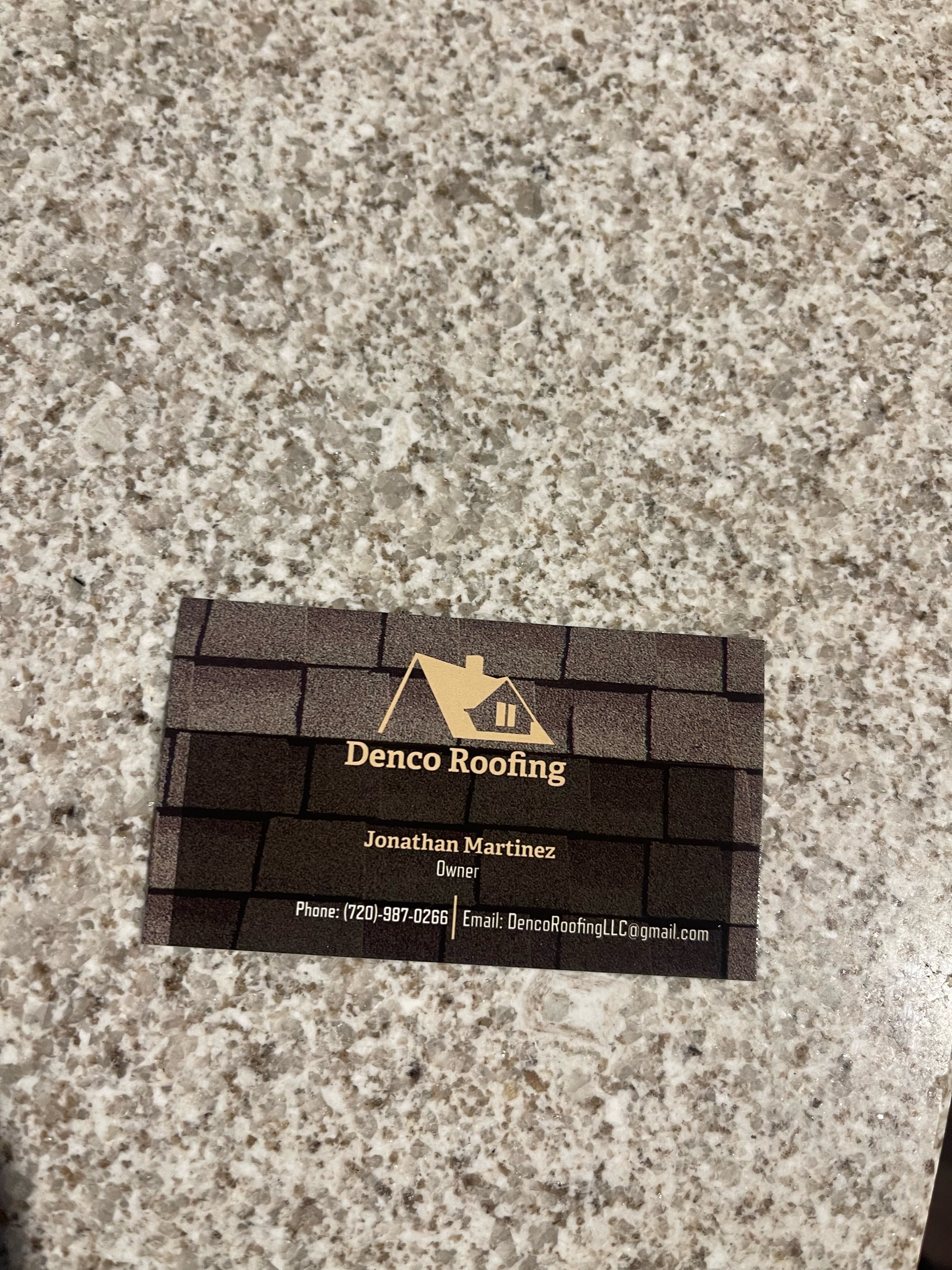 Denco Roofing LLC Logo