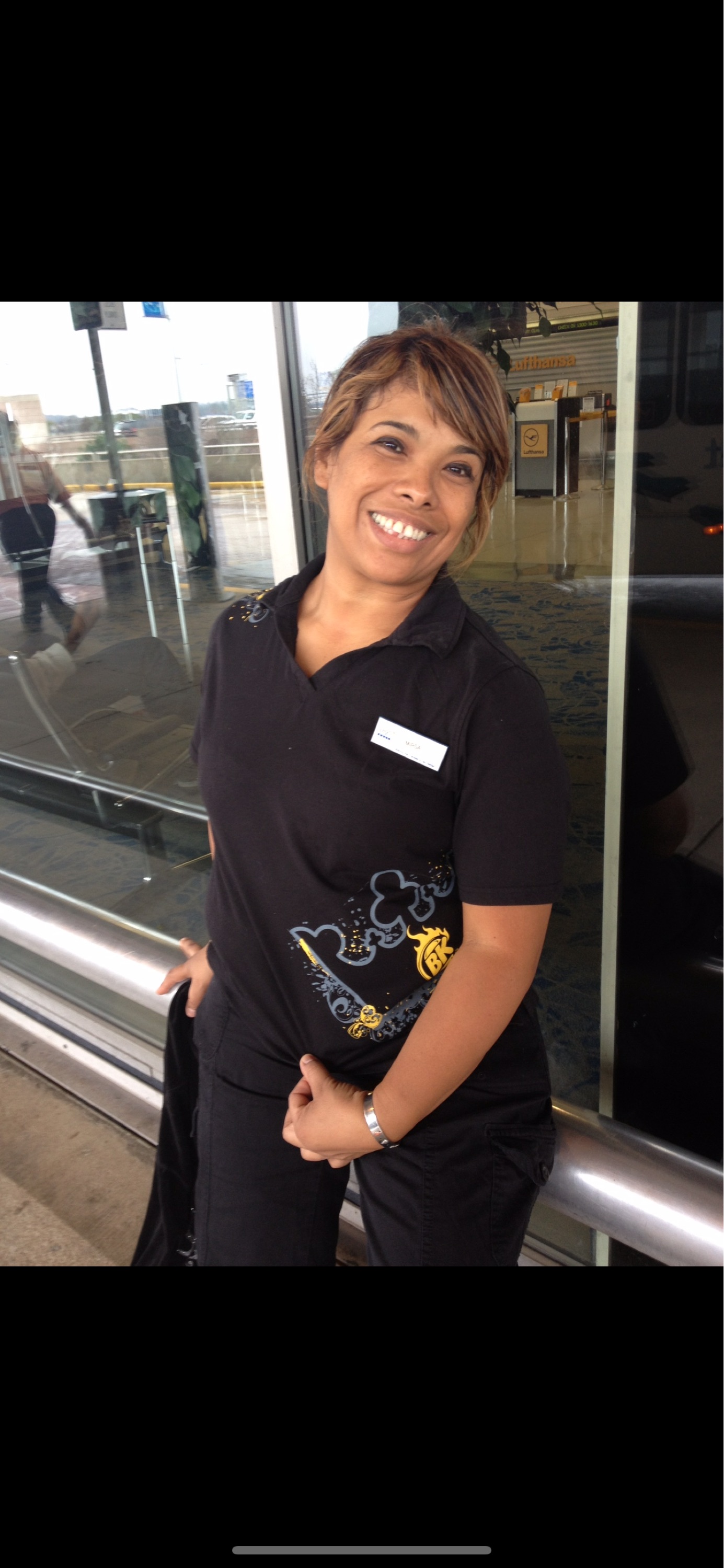 Queen Bee Cleaning Services Logo