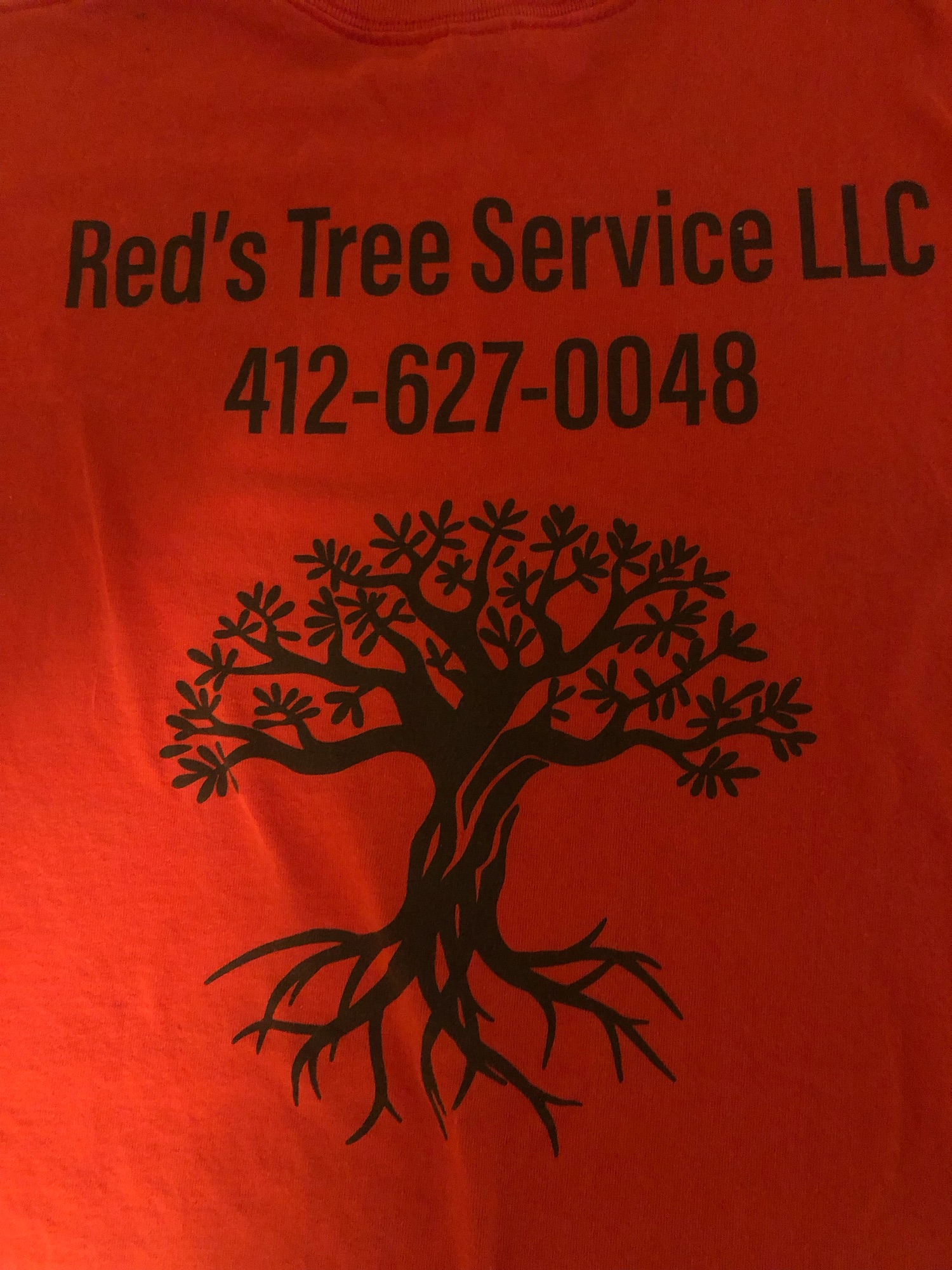 Red's Tree Service, LLC Logo