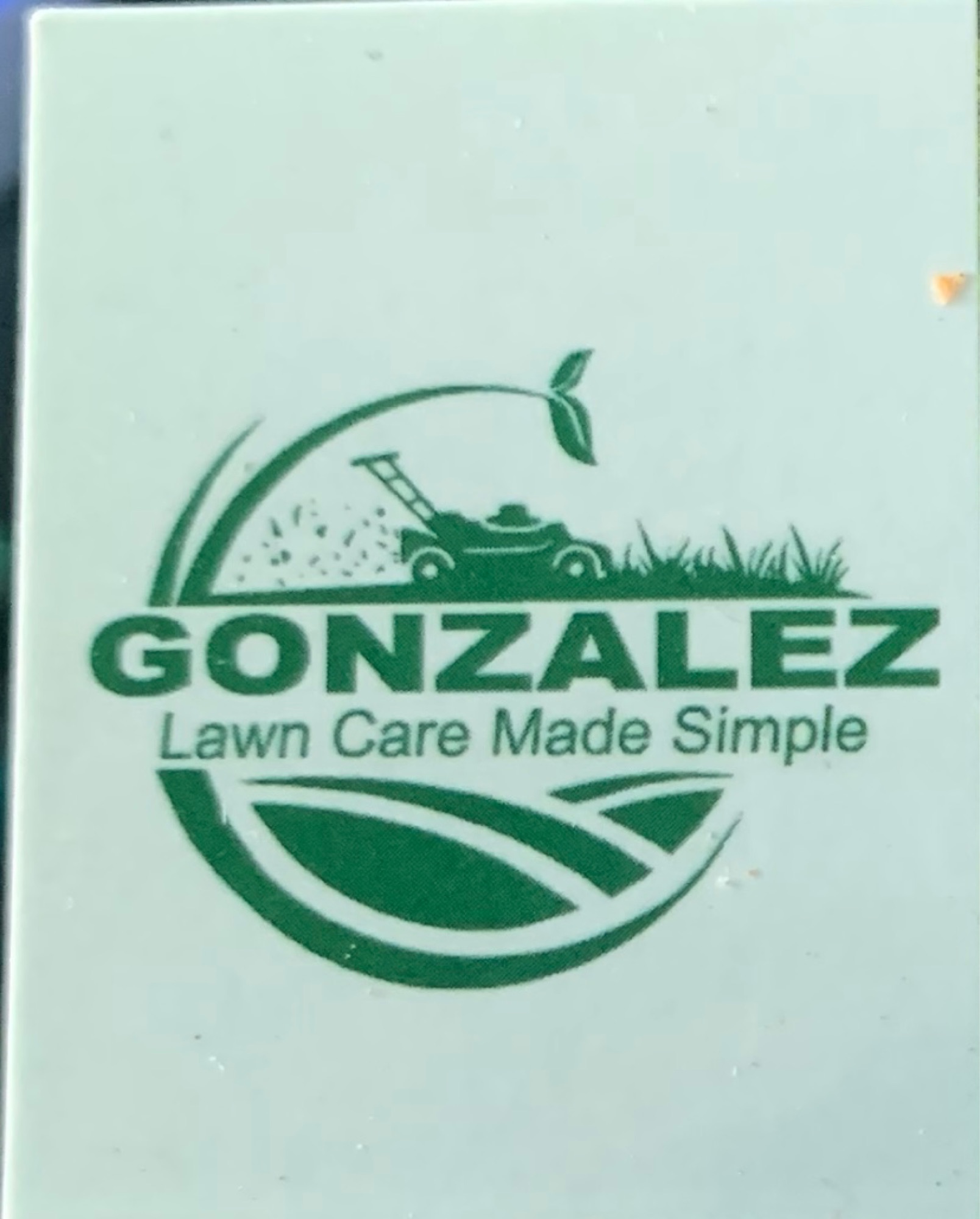 Gonzalez Tree and Lawn Service LLC Logo