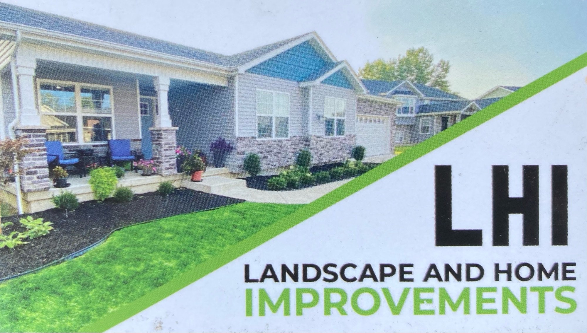 Landscape & Home Improvements Logo
