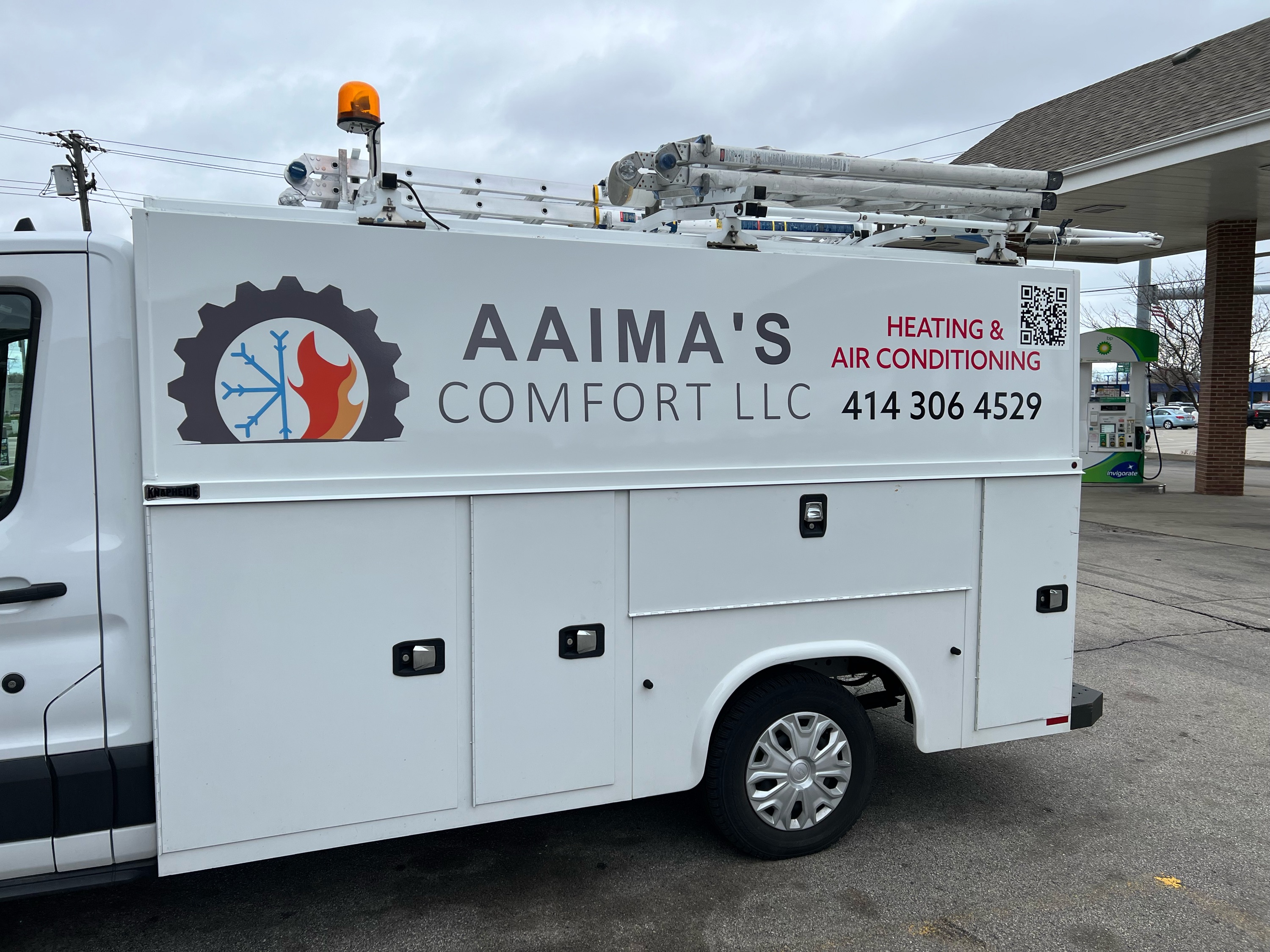 Aaima's Comfort LLC Logo