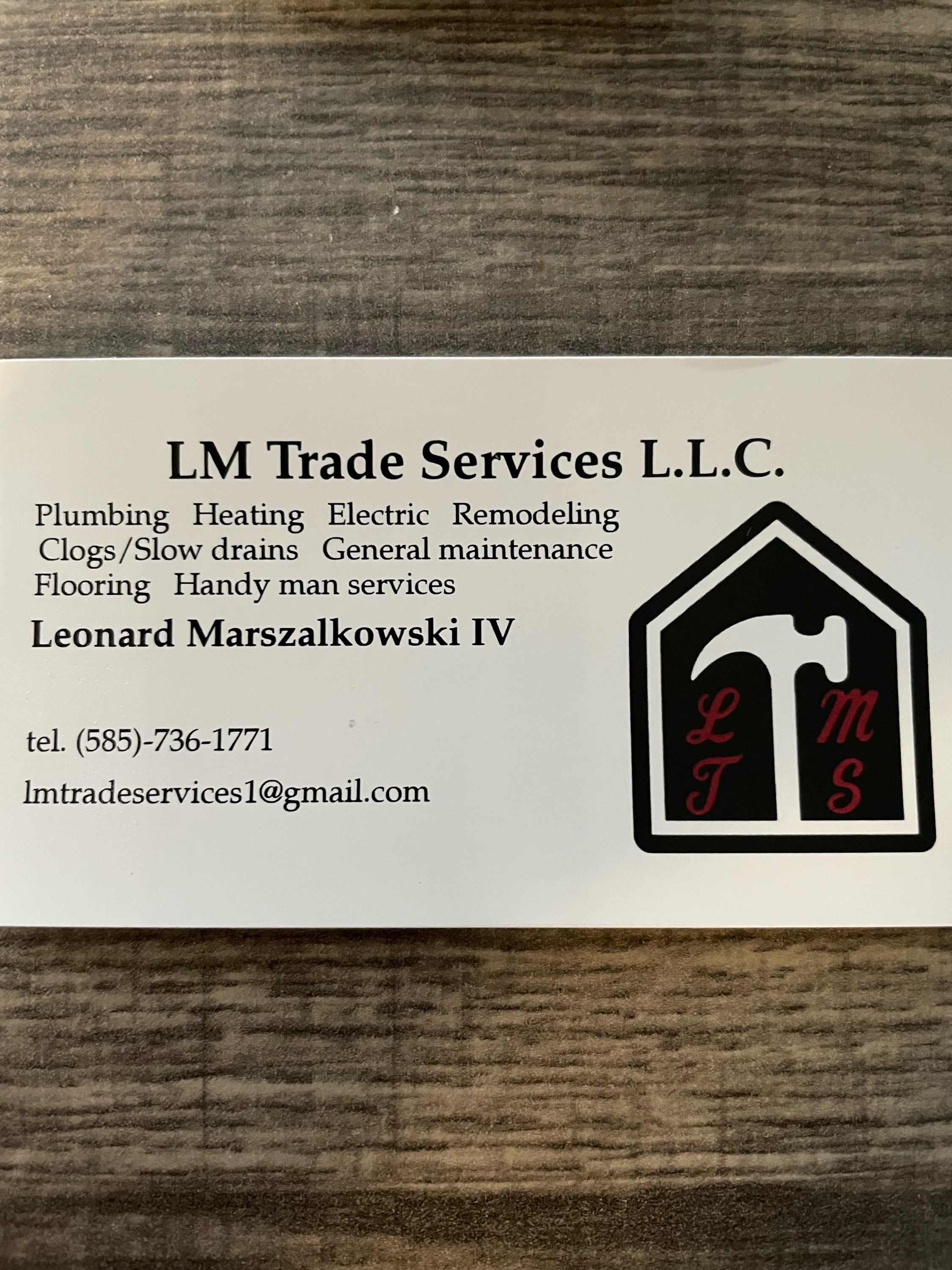 LM Trade Services, LLC Logo