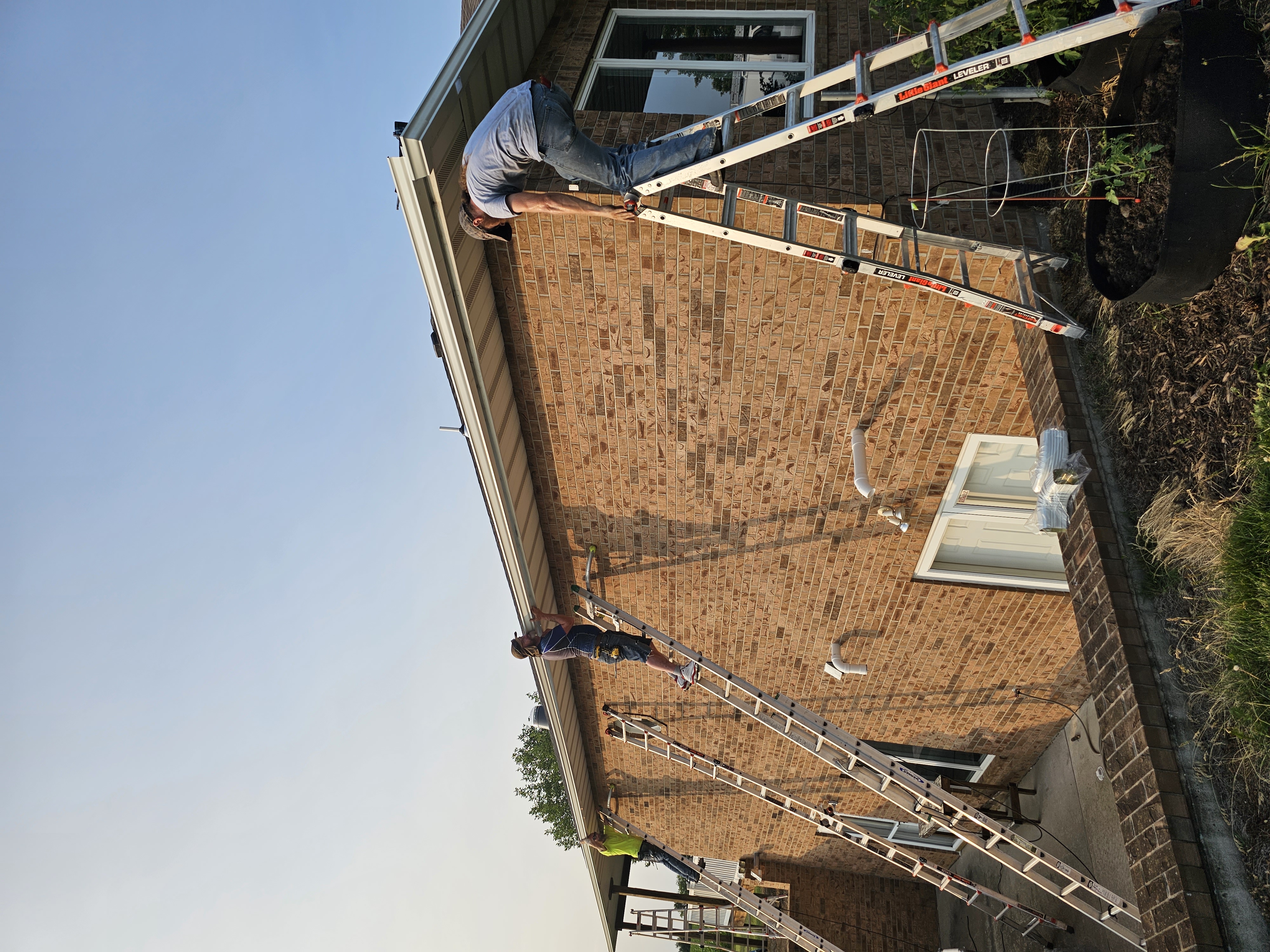 A PLUS GUTTERING & SIDING, LLC Logo
