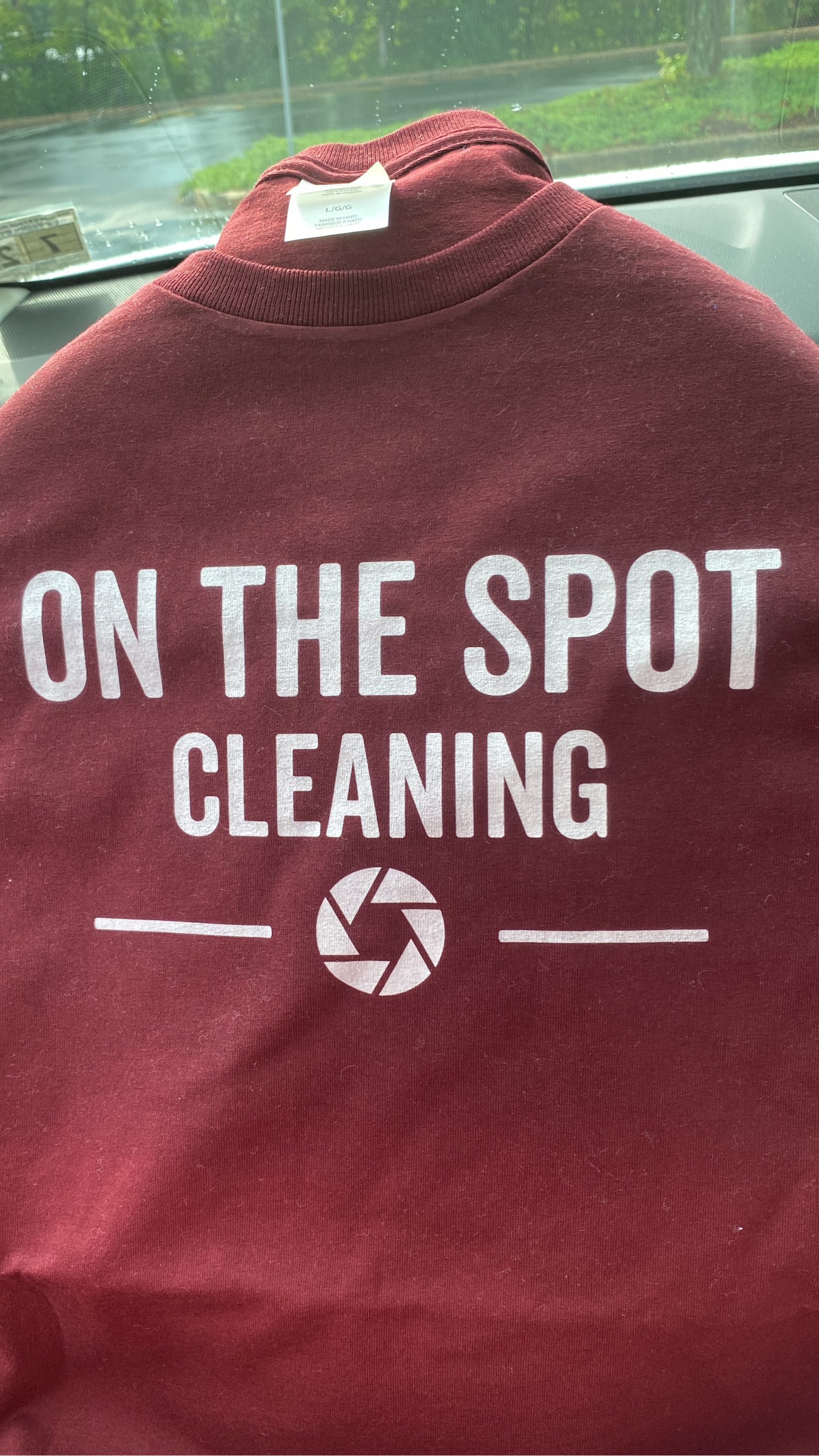 On The Spot Cleaning Logo