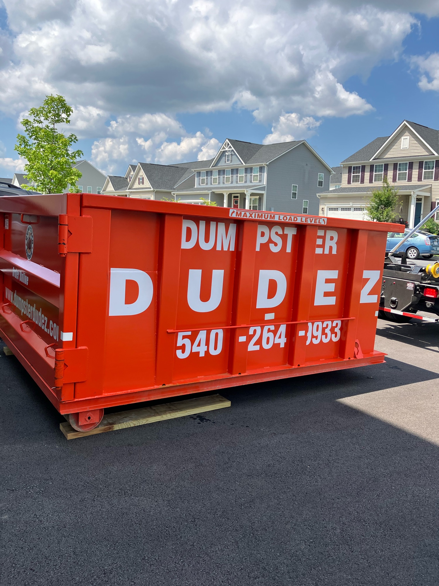 Dumpster Dudez of Northern Virginia Logo