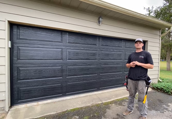 Local Garage Doors Logo