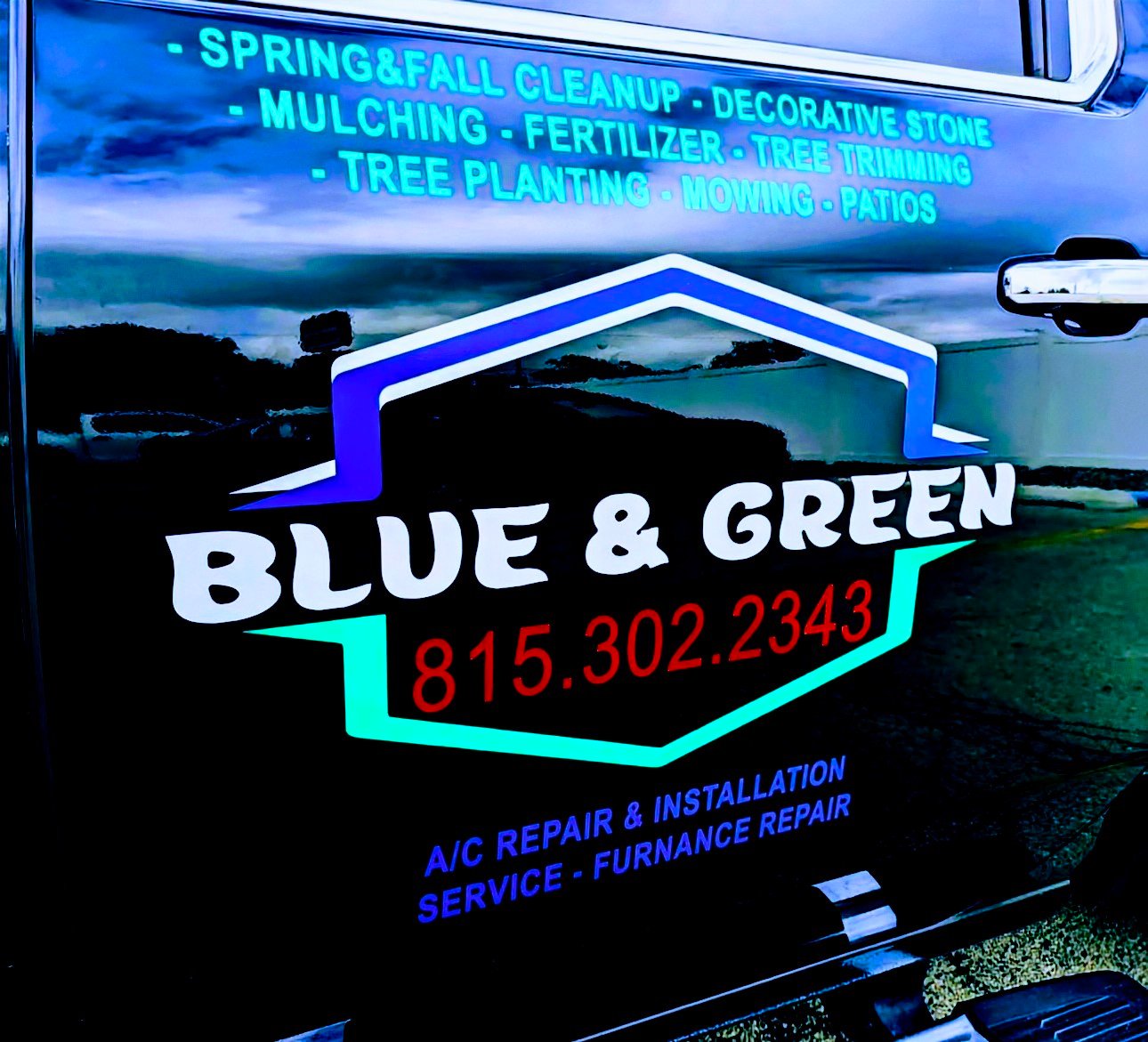 BLUE & GREEN #1 SERVICES, INC. Logo