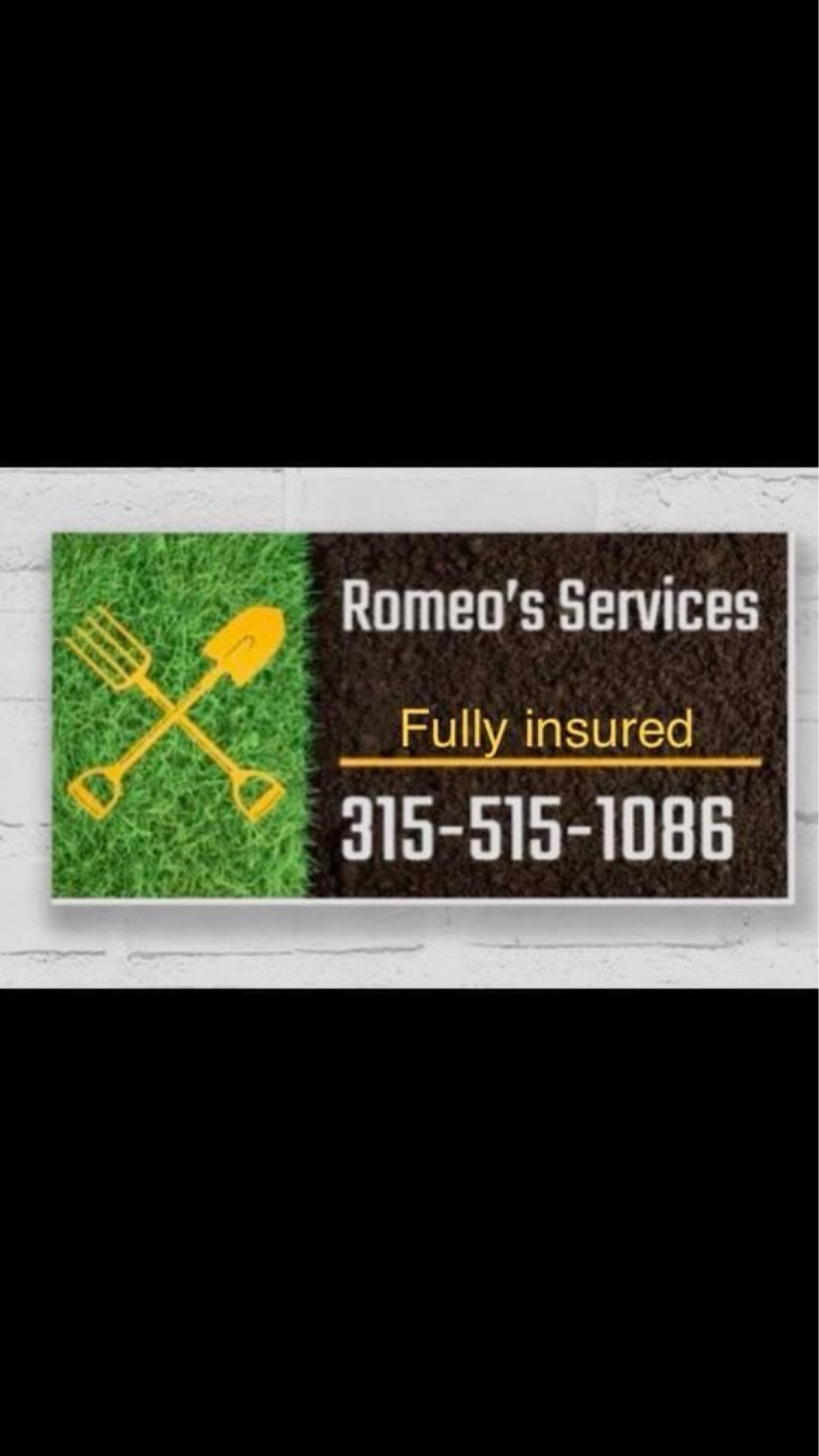 Romeo's Service Logo