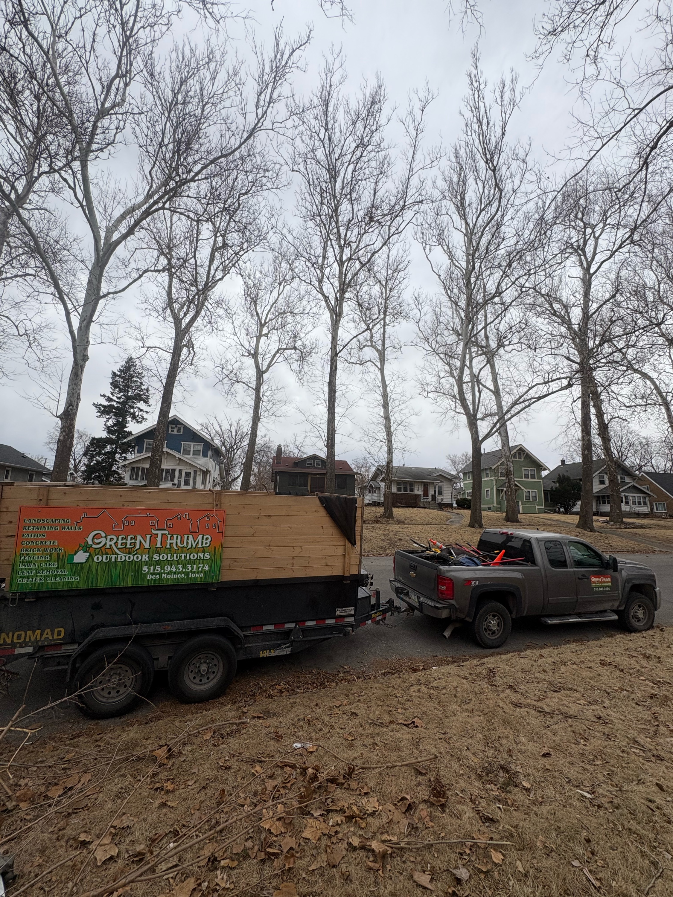 GreenThumb Lawn Care & Landscaping Logo