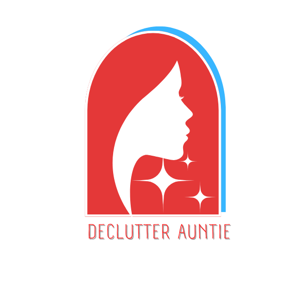 DECLUTTER AUNTIE Logo