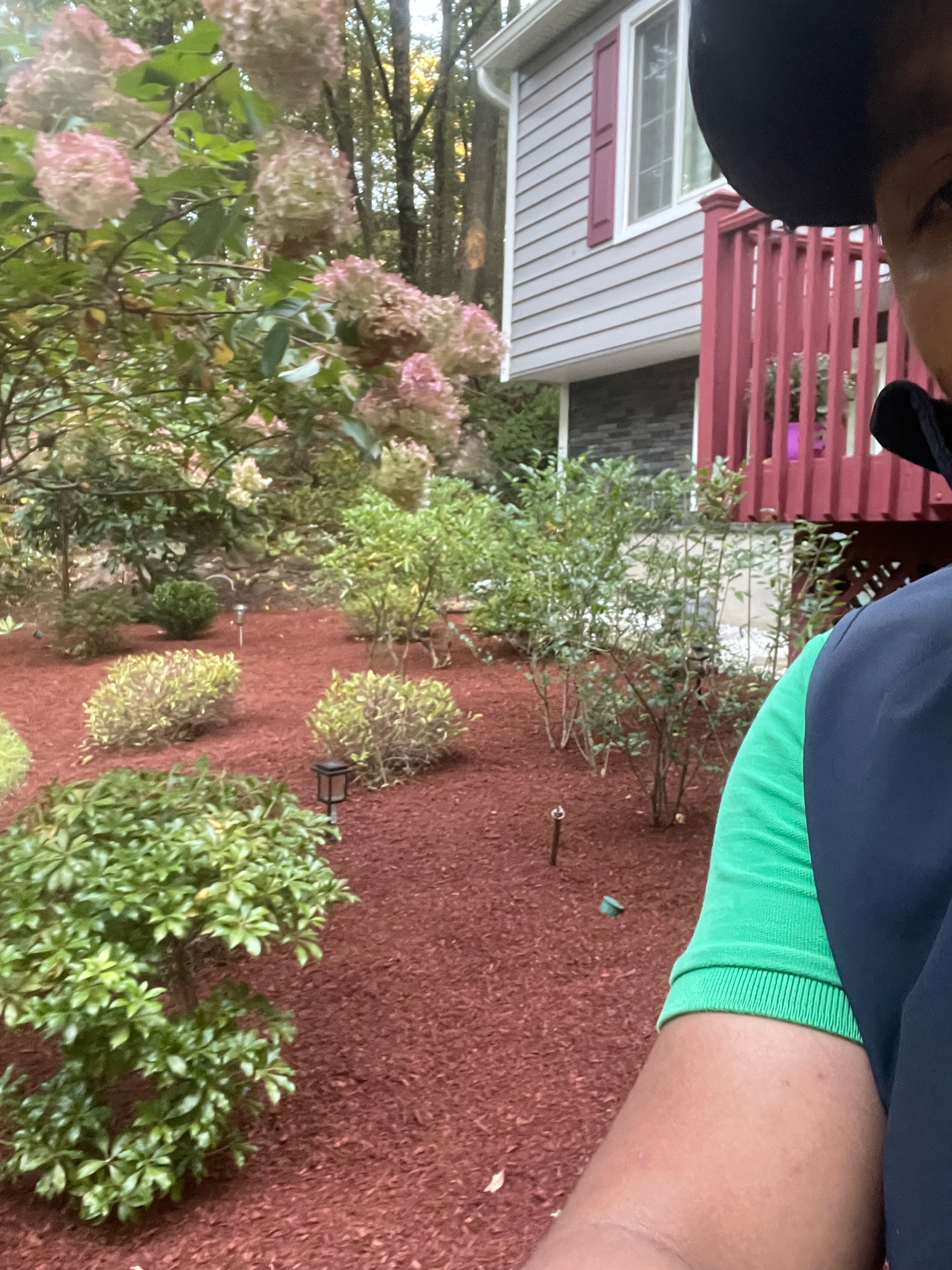 G & M REMODELING AND LANDSCAPING LLC Logo