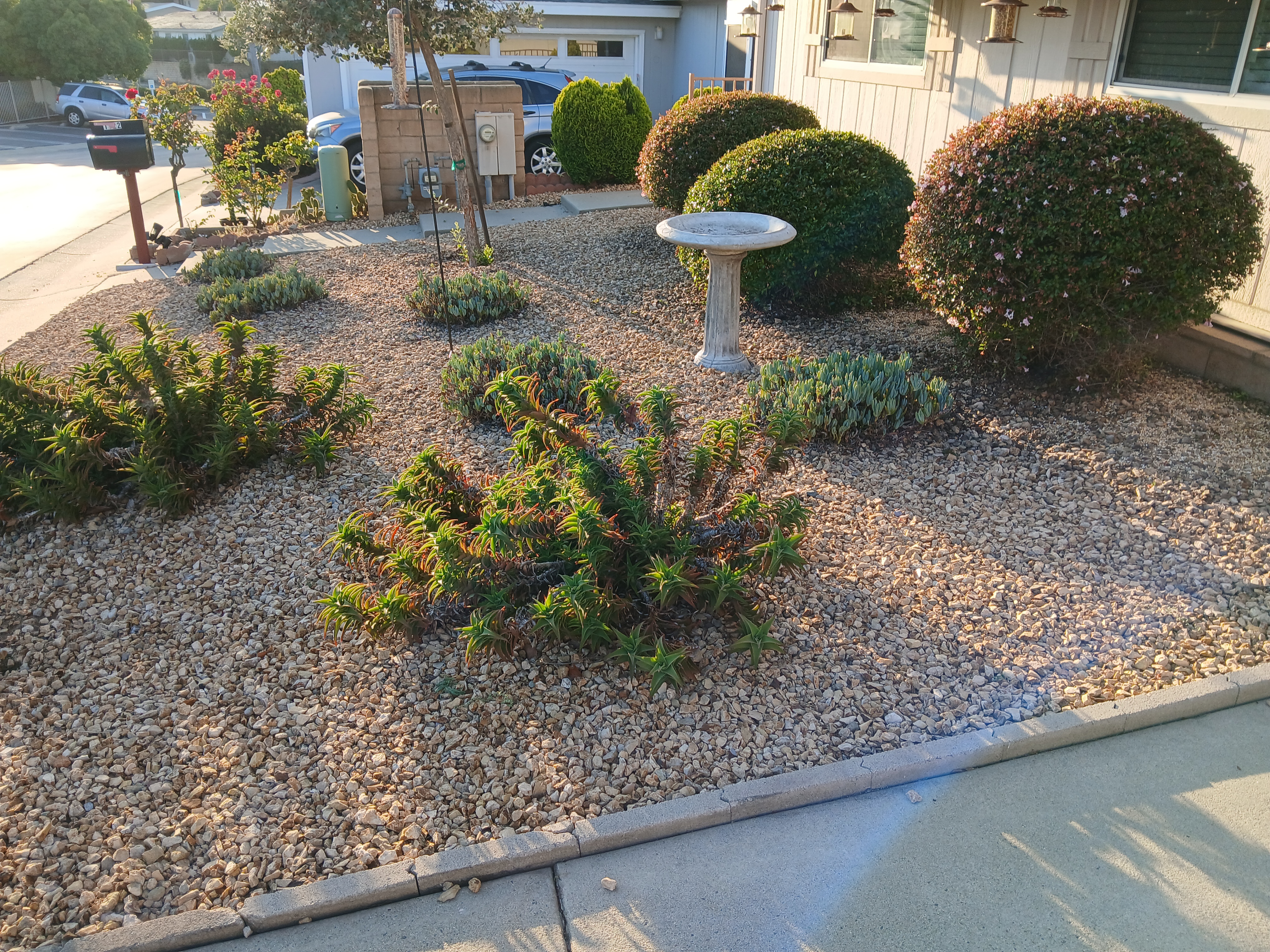 Gomez Landscaping - Unlicensed Contractor Logo